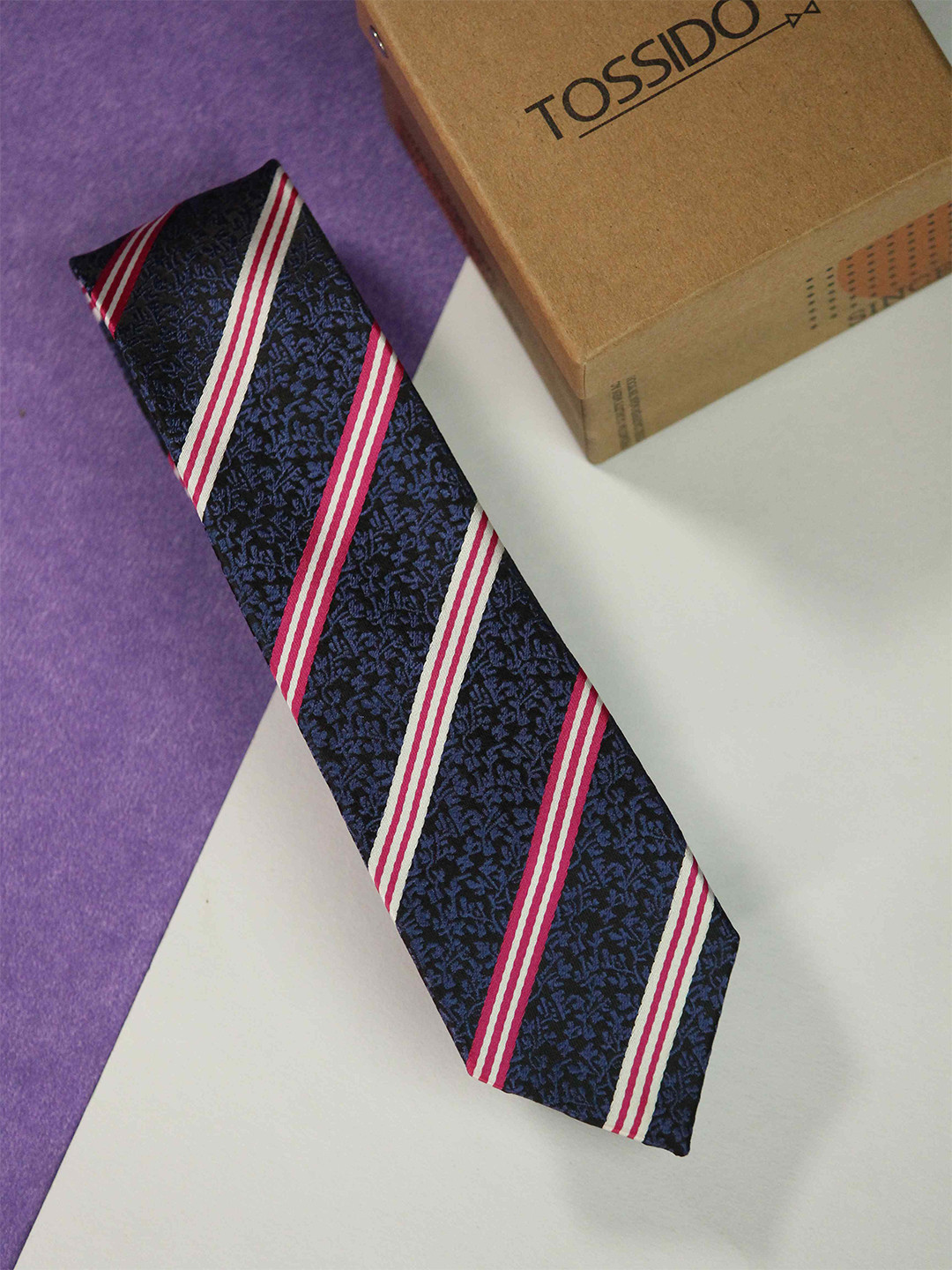 

Tossido Men Woven Design Skinny Tie, Purple