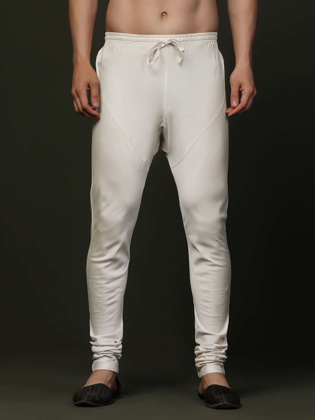 

KISAH Men Straight-Fit Churidar, Off white