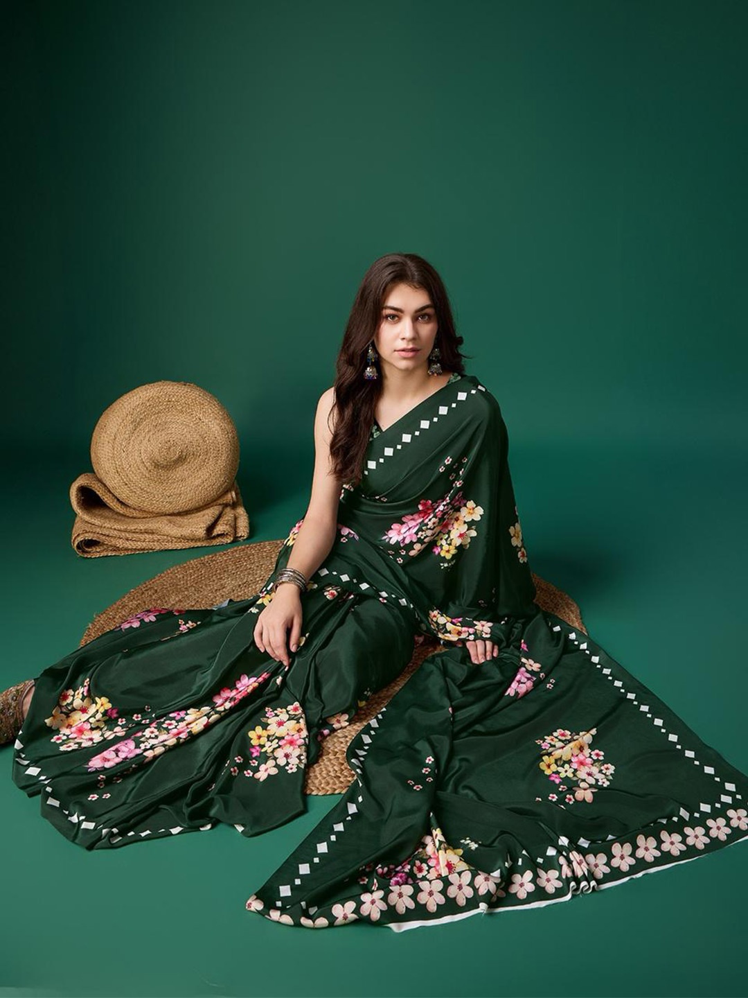 

P D Silk Mills Floral Printed Pure Crepe Saree, Green