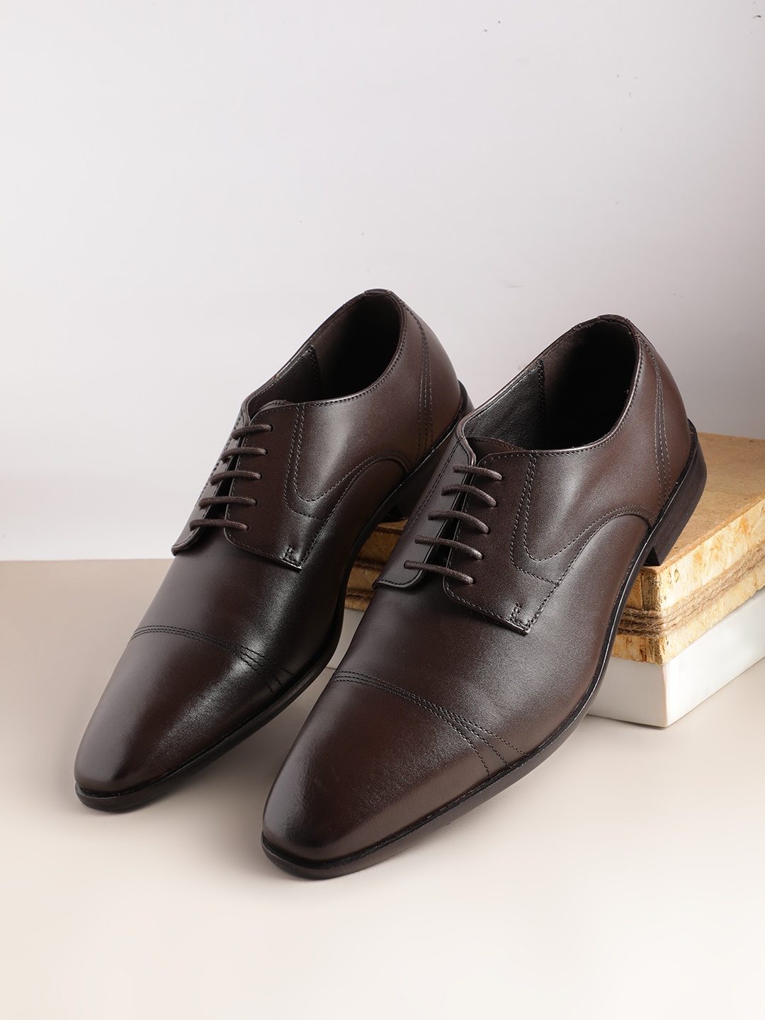 

Kenneth Cole Men Leather Formal Derbys, Coffee brown
