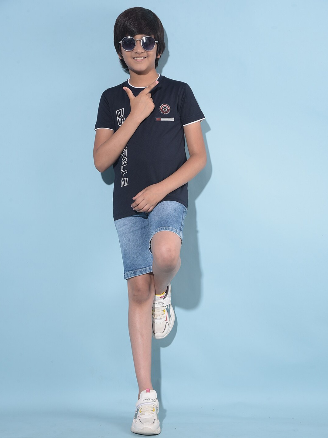 

Crimsoune Club Boys Polo Collar Applique Slim Fit T-shirt, Navy blue