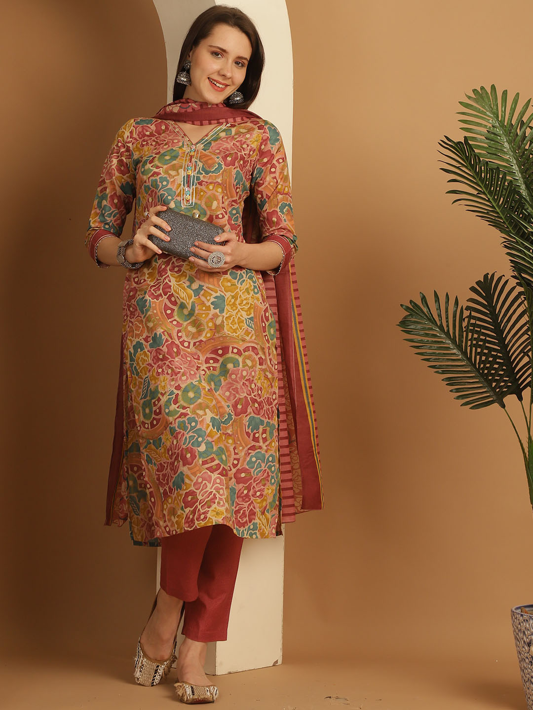 

Roly Poly Floral Printed Regular Gotta Patti V-Neck Straight Kurta With Trouser & Dupatta, Pink