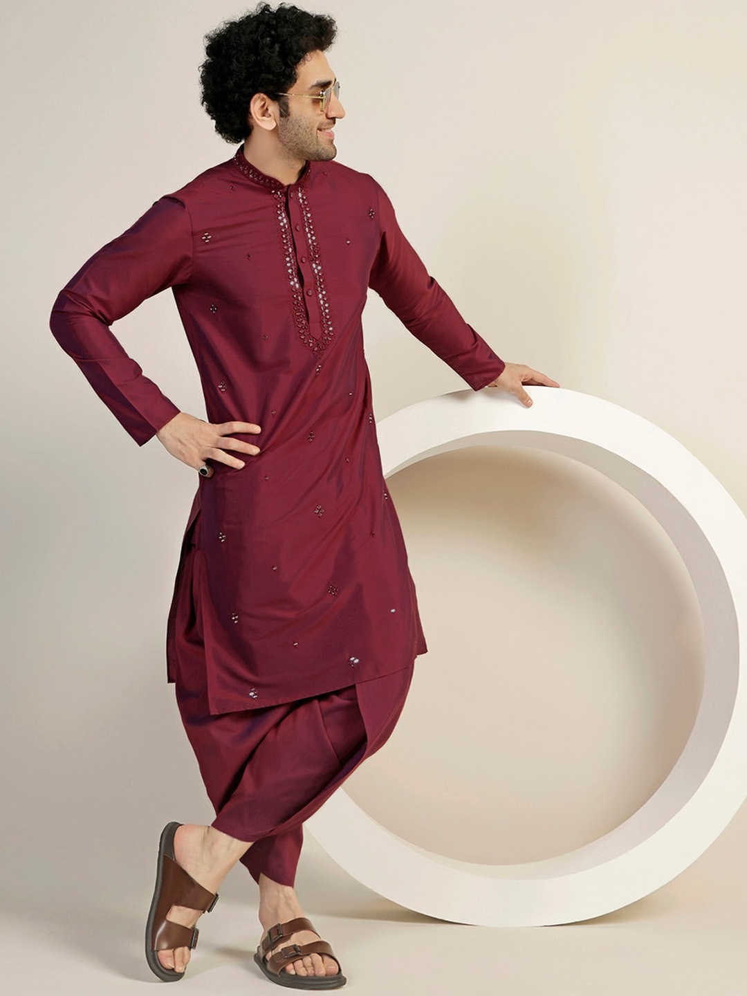 

KISAH Ethnic Motifs Mandarin Collar Embroidered Regular Thread Work Kurta With Dhoti Pants, Maroon