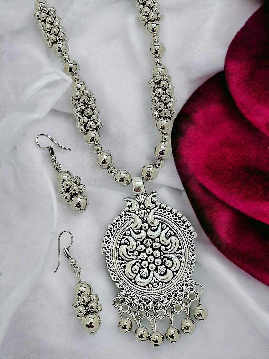 

FEMMIBELLA Silver-Plated Oxidised Jewellery Set