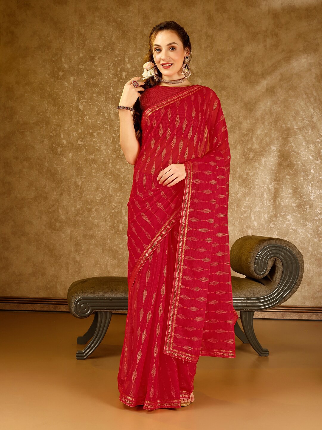 

Indian Women Embellished Pure Chiffon Saree, Red