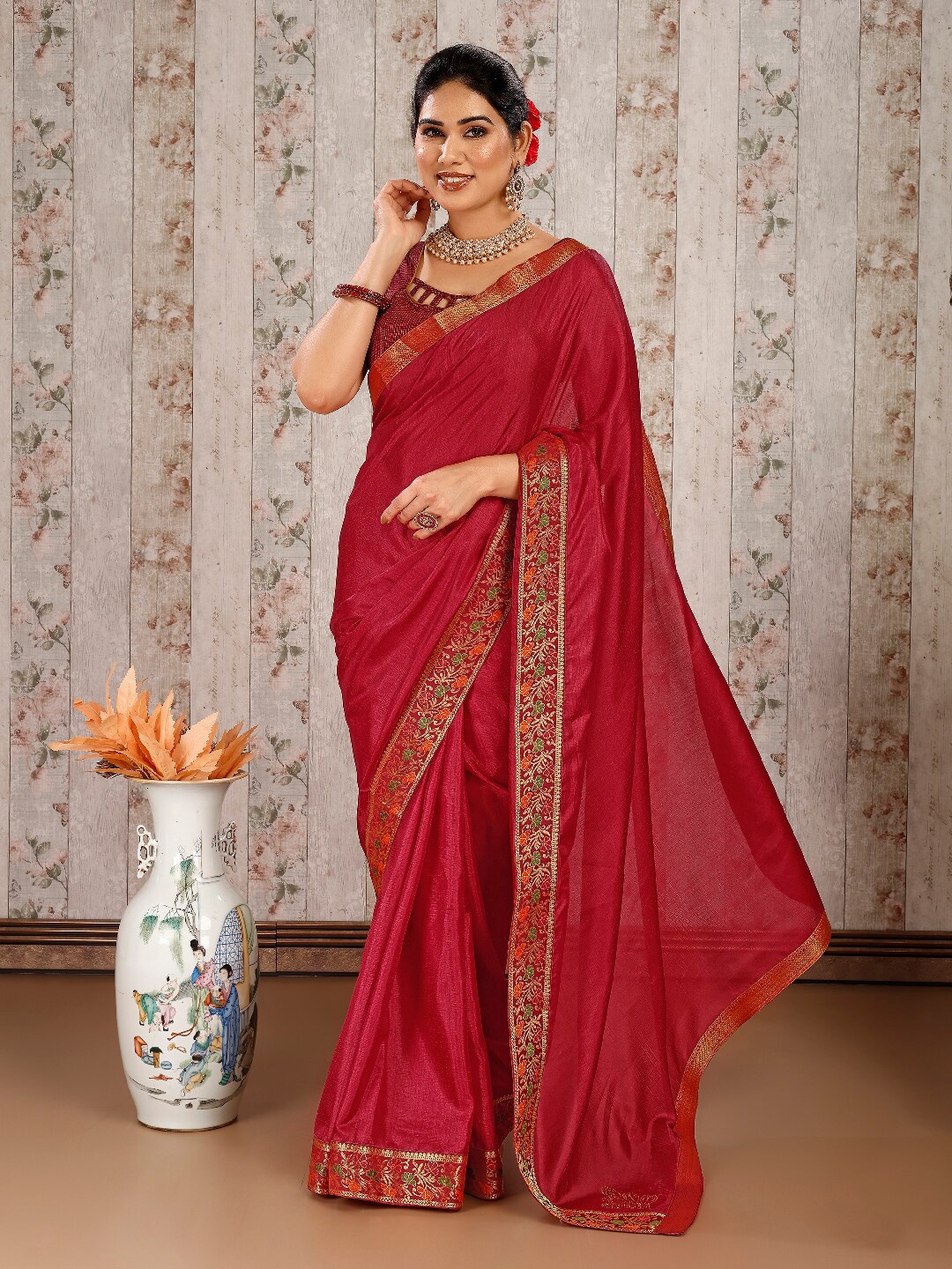

Indian Women Zari Pure Chiffon Saree, Maroon