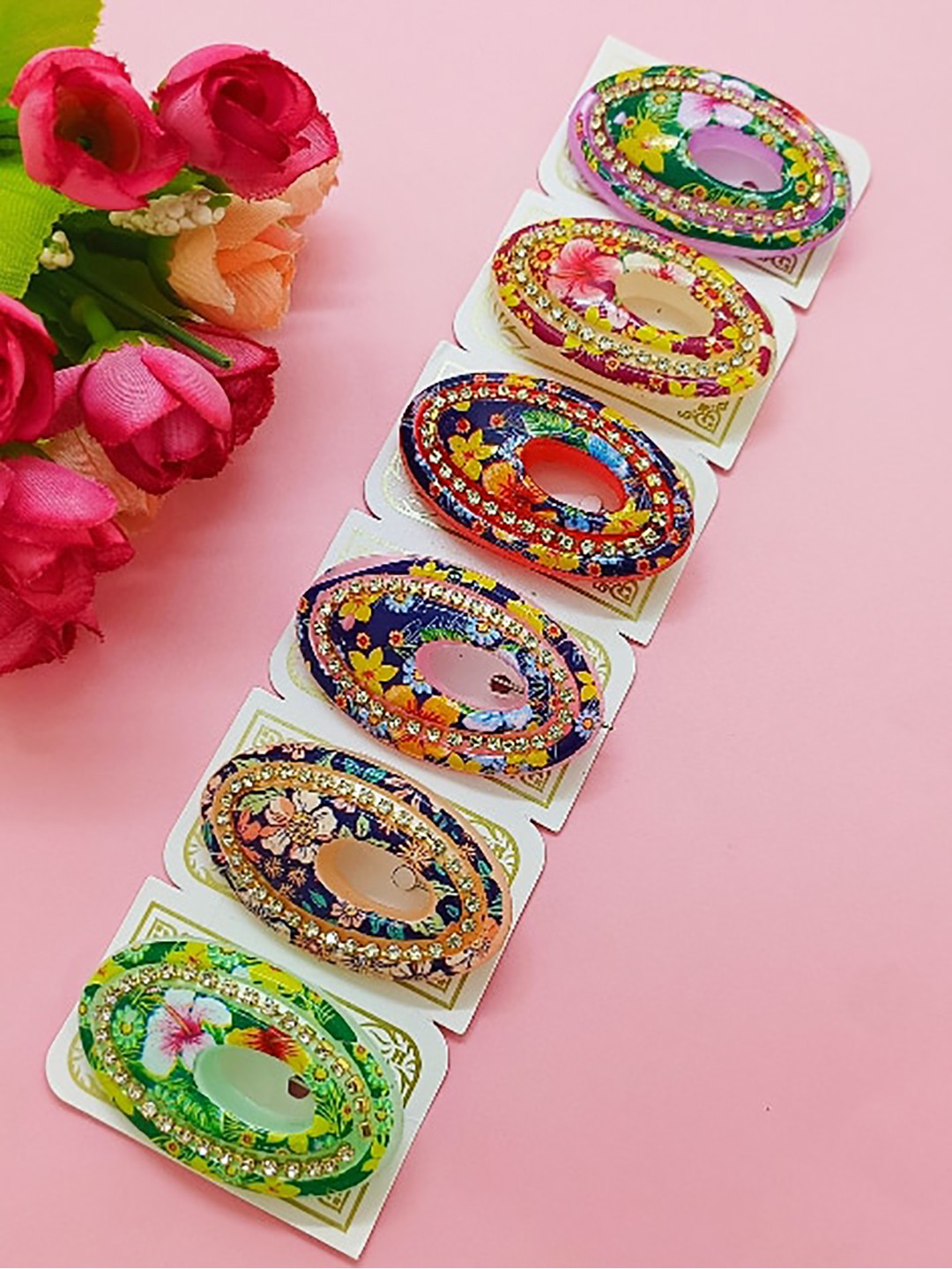 

FEMMIBELLA Set of 6 Floral Printed Safety Saree Pins, Green