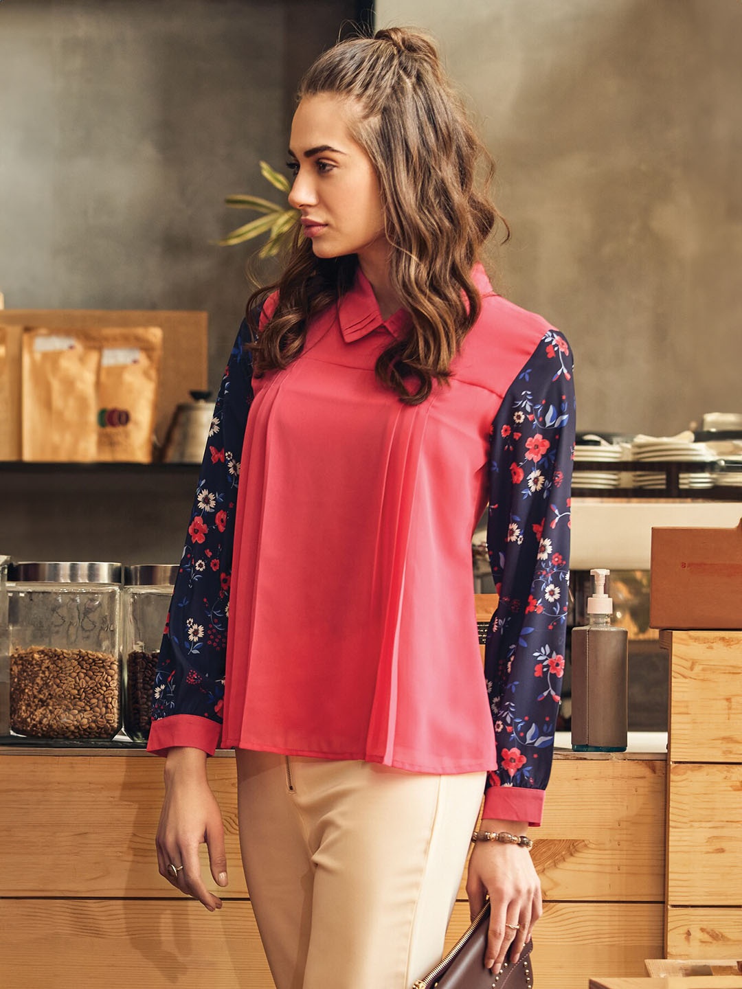 

Moda Elementi Cuffed Sleeves Shirt Style Top, Pink