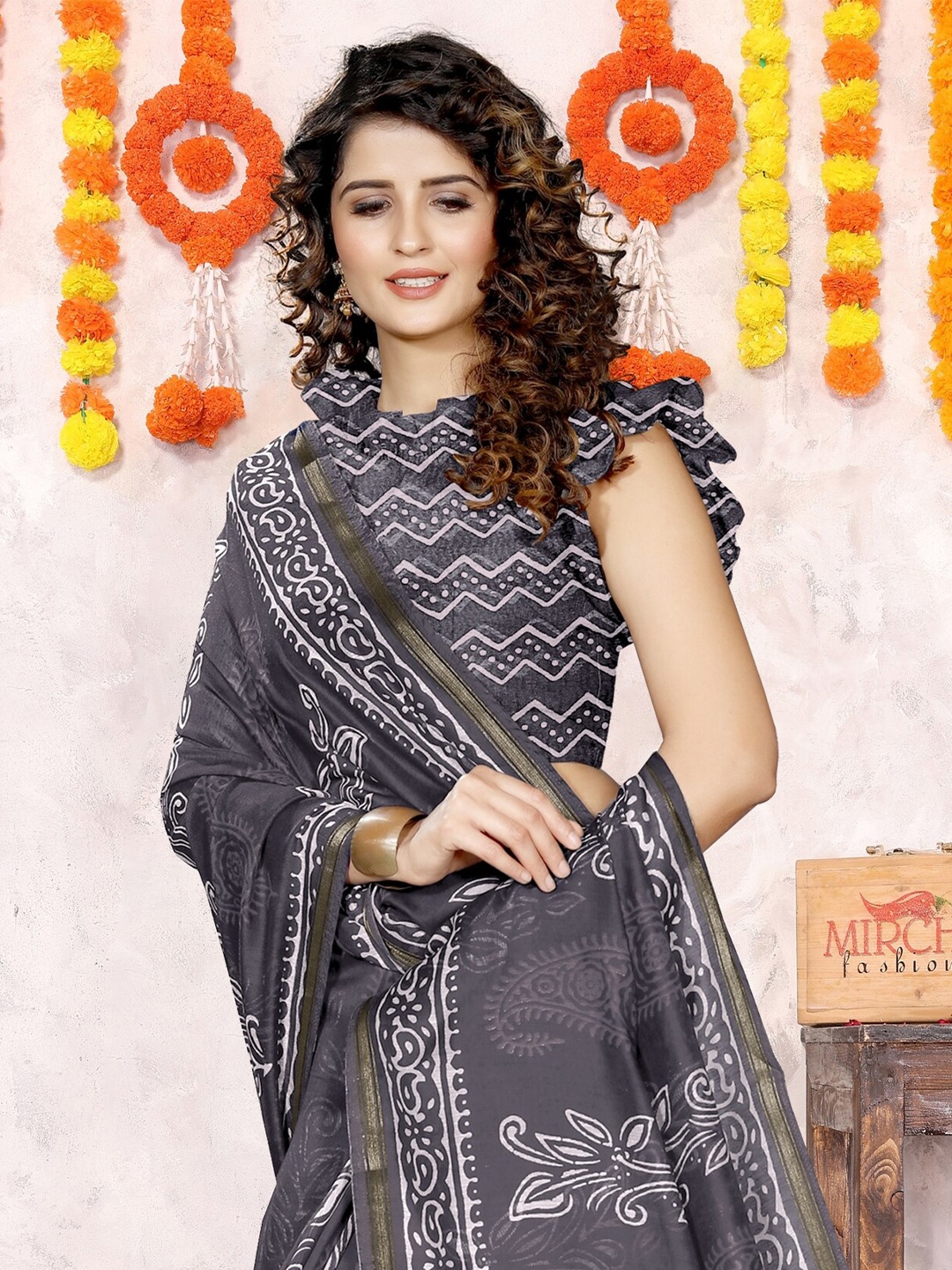 

KALINI Ethnic Motifs Printed Zari Saree, Purple