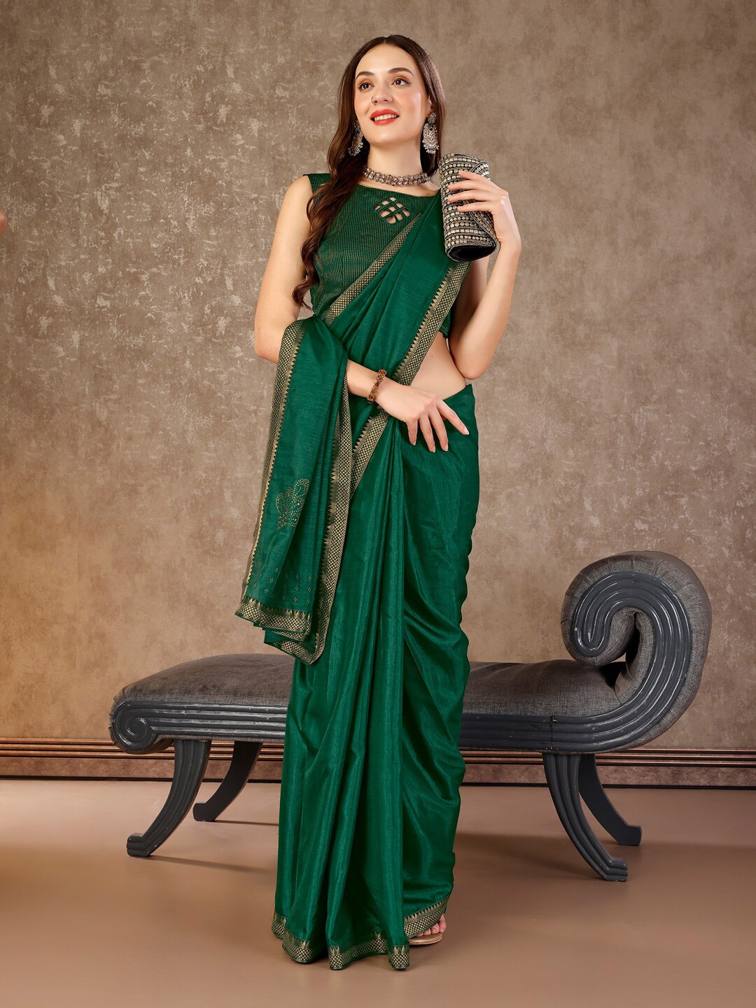 

Indian Women Zari Pure Chiffon Saree, Green