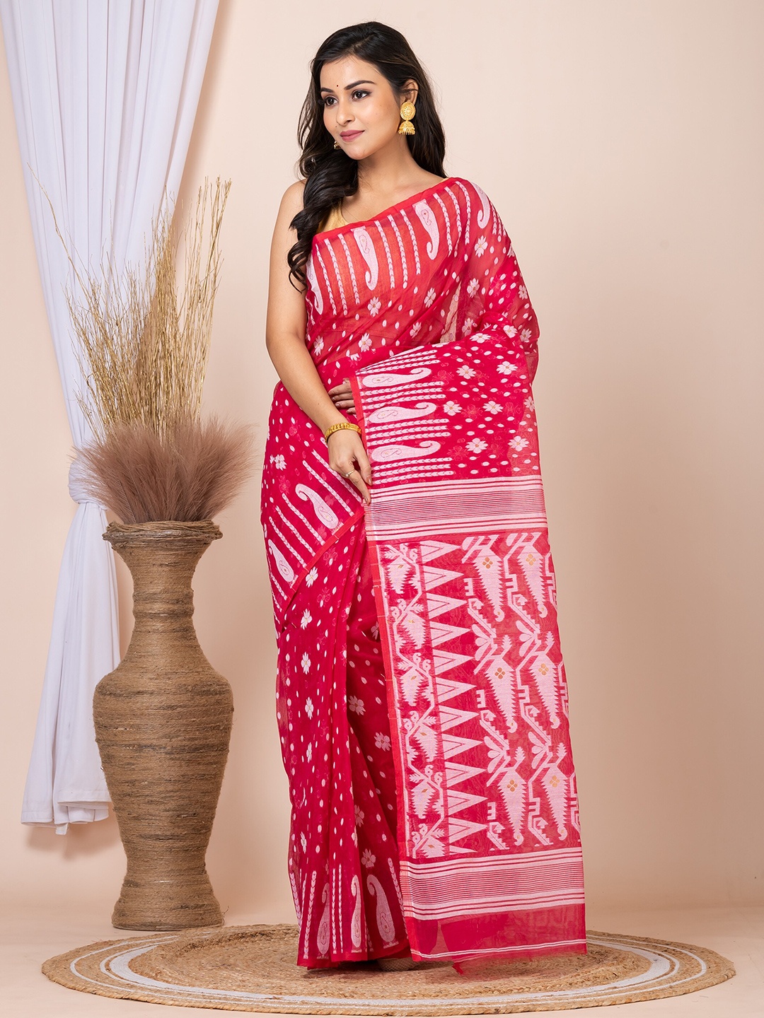 

HOUSE OF ARLI Ethnic Motifs Woven Design Pure Cotton Jamdani Saree, Pink