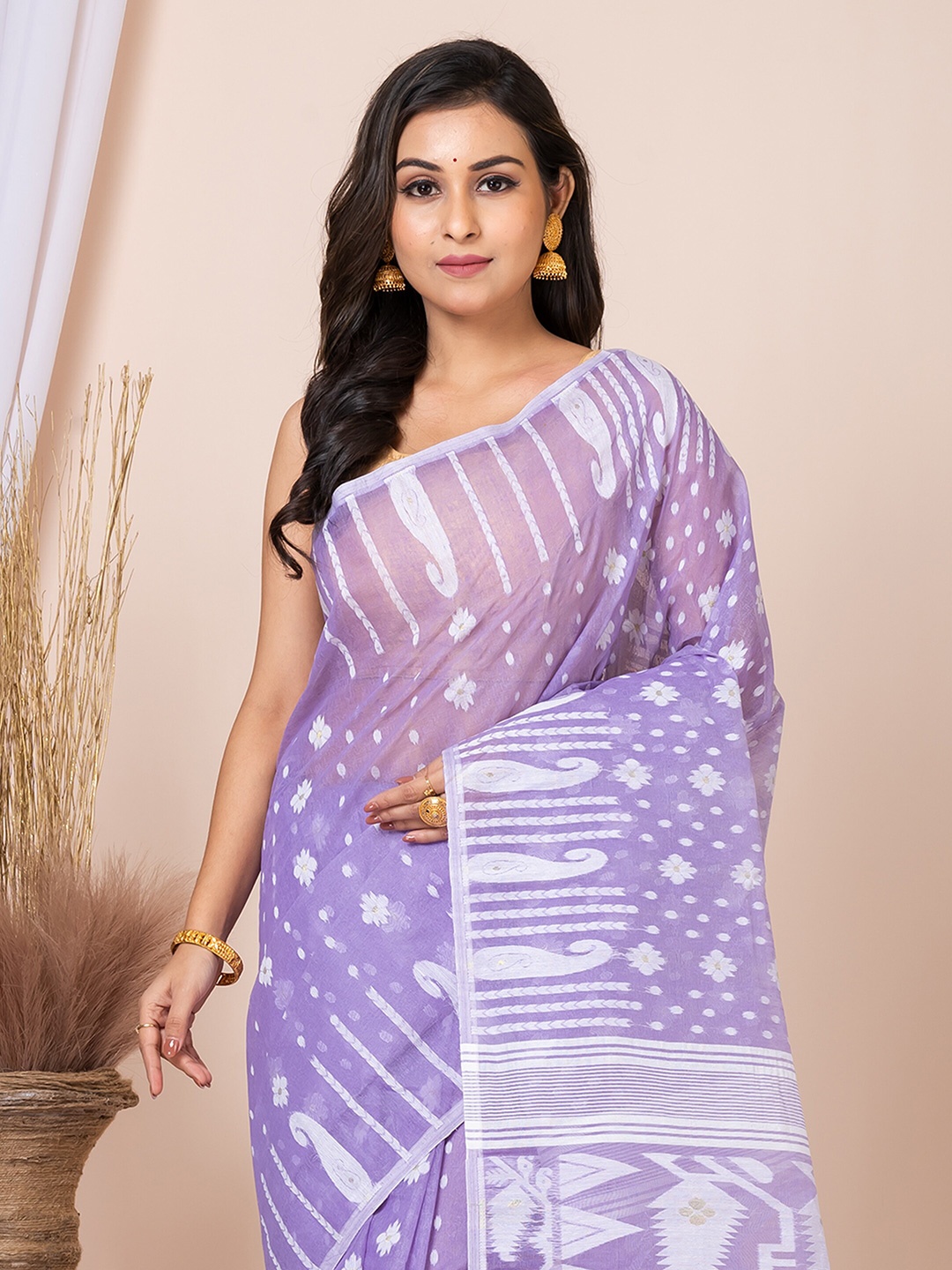 

HOUSE OF ARLI Ethnic Motifs Woven Design Zari Pure Cotton Jamdani Saree, Lavender