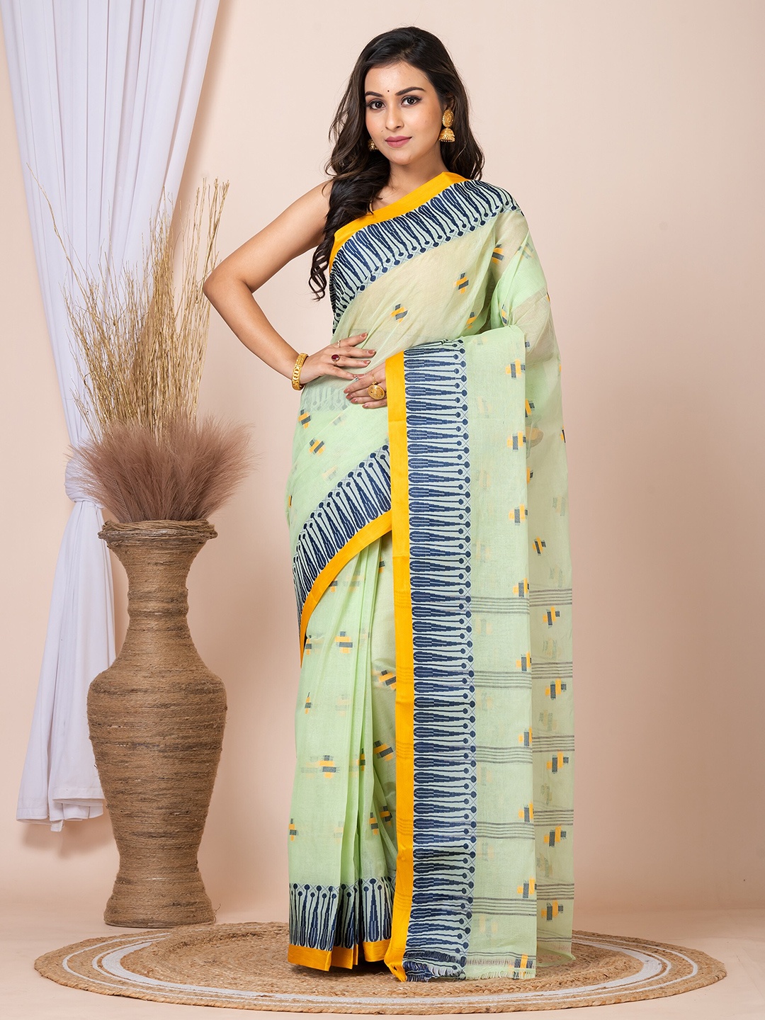 

HOUSE OF ARLI Ethnic Motifs Woven Design Pure Cotton Taant Saree, Green