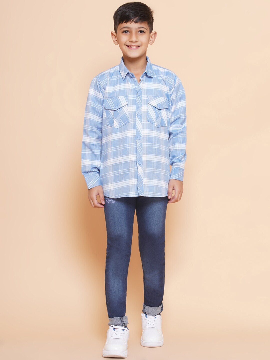 

Aj DEZInES Boys Checked Shirt And Jeans, Blue