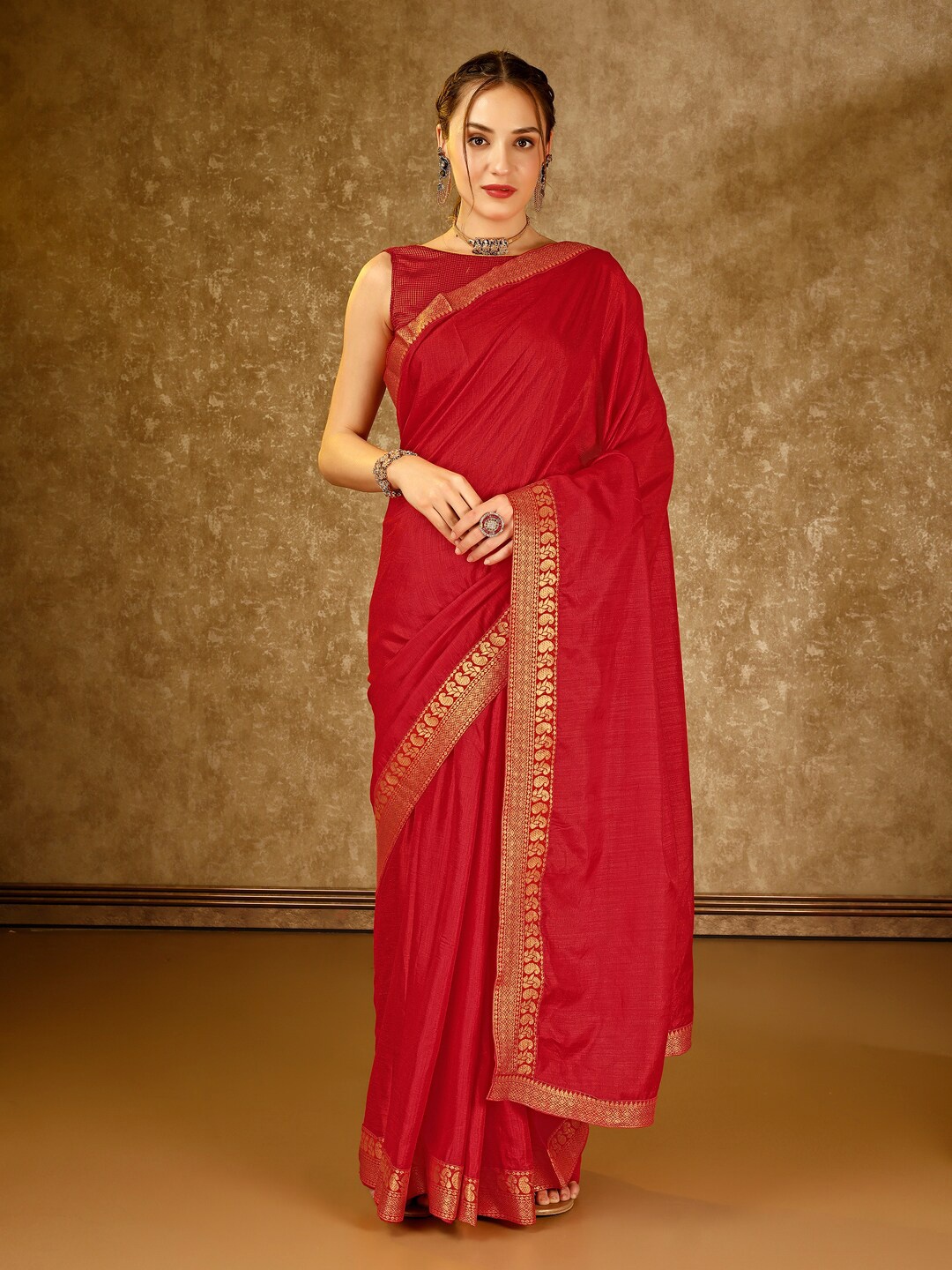 

Indian Women Zari Pure Chiffon Saree, Red