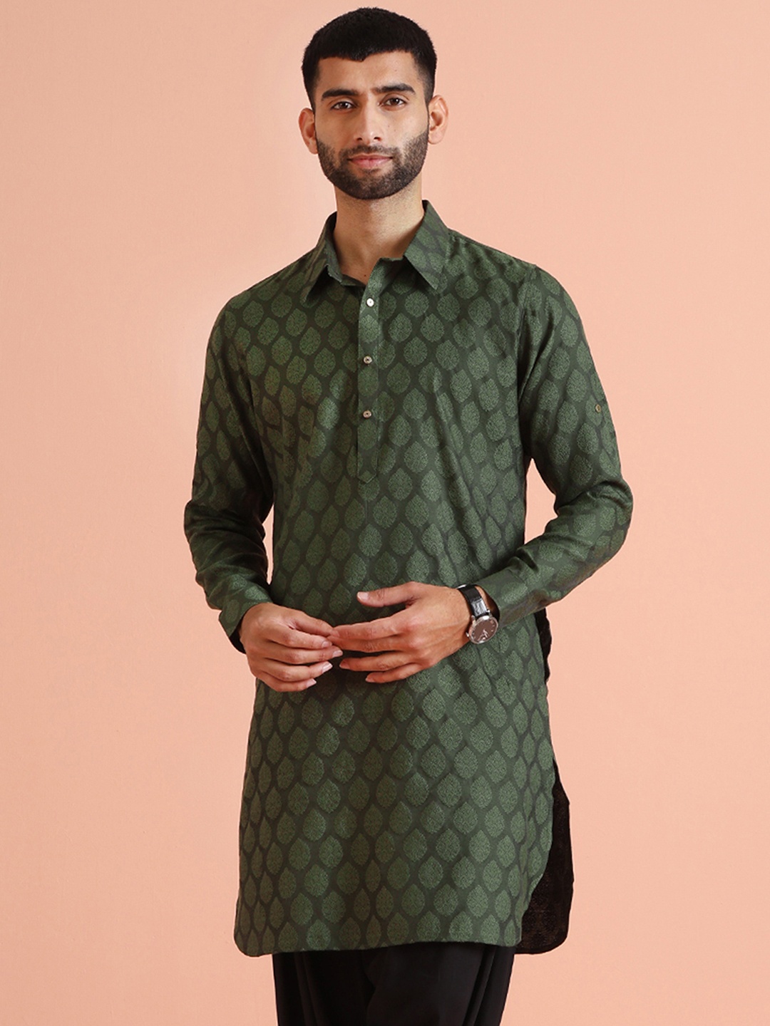 

KISAH Ethnic Motifs Printed Mandarin Collar Long Sleeves Straight Kurta, Olive