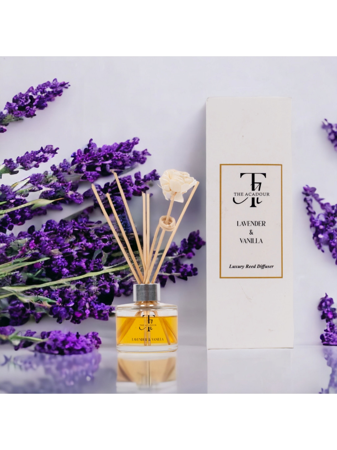 

THE ACADOUR Lavender & Vanilla Reed Diffuser 100ml, Yellow