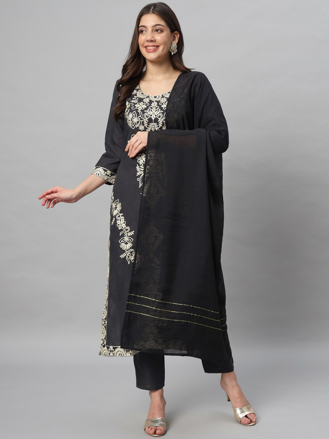 

SALWAT Floral Embroidered Thread Work Pure Cotton Straight Kurta With Trousers & Dupatta, Grey