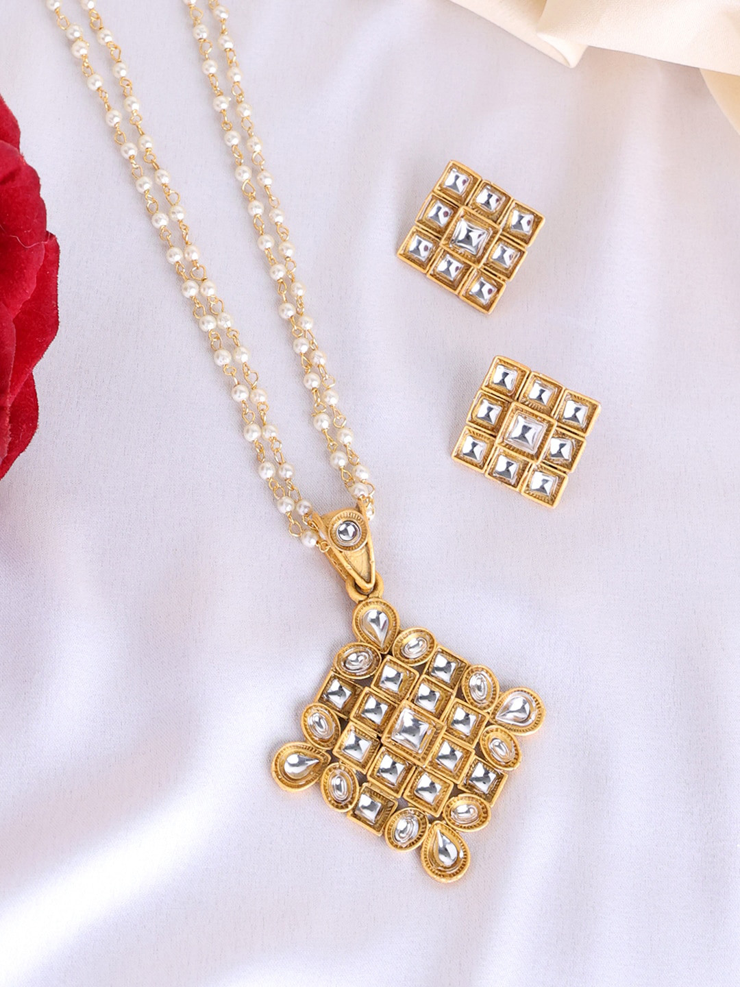 

PANASH Gold-Plated Stone-Studded & Beaded Jewellery Set