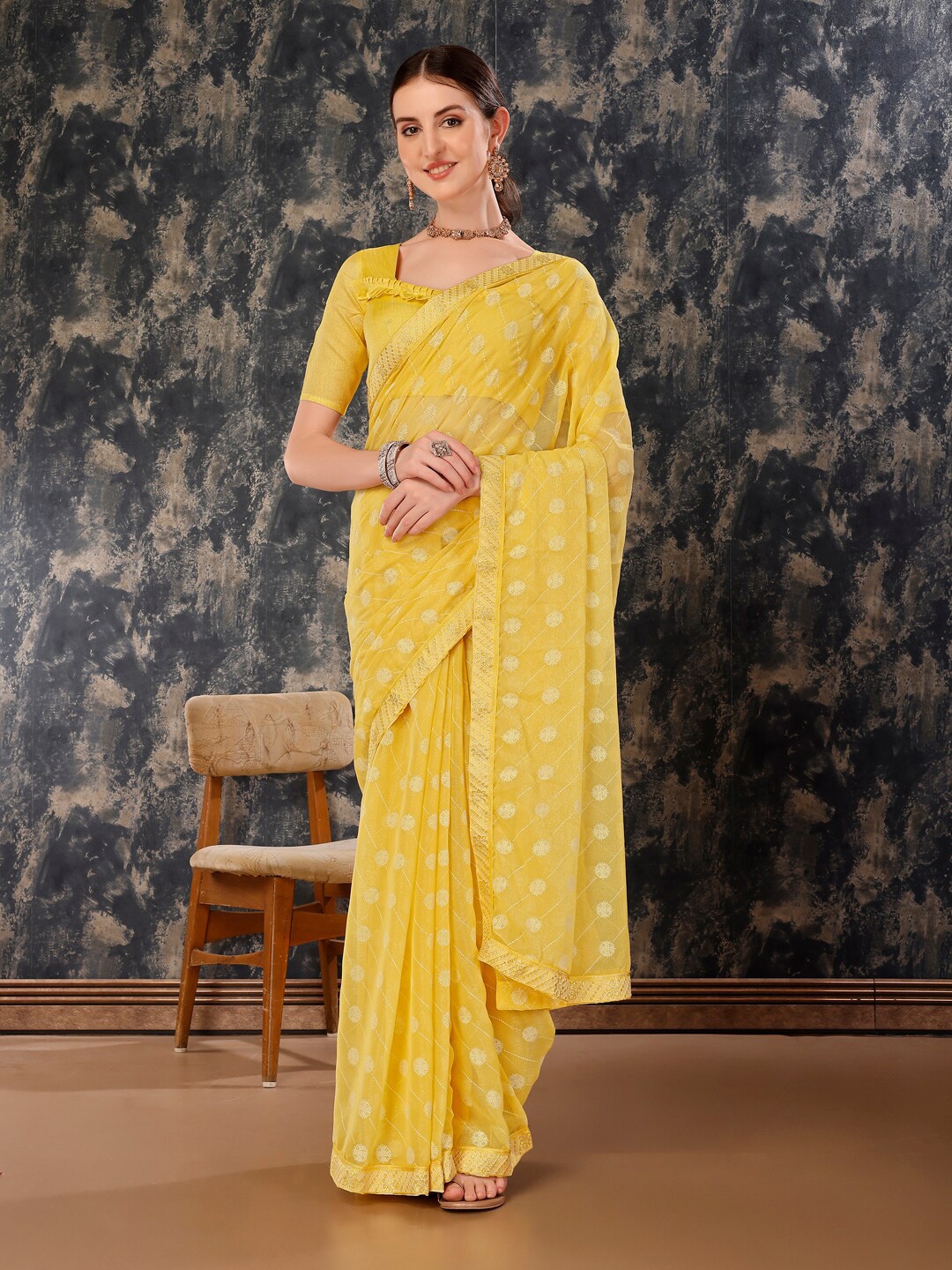 

Indian Women Floral Zari Pure Chiffon Saree, Yellow