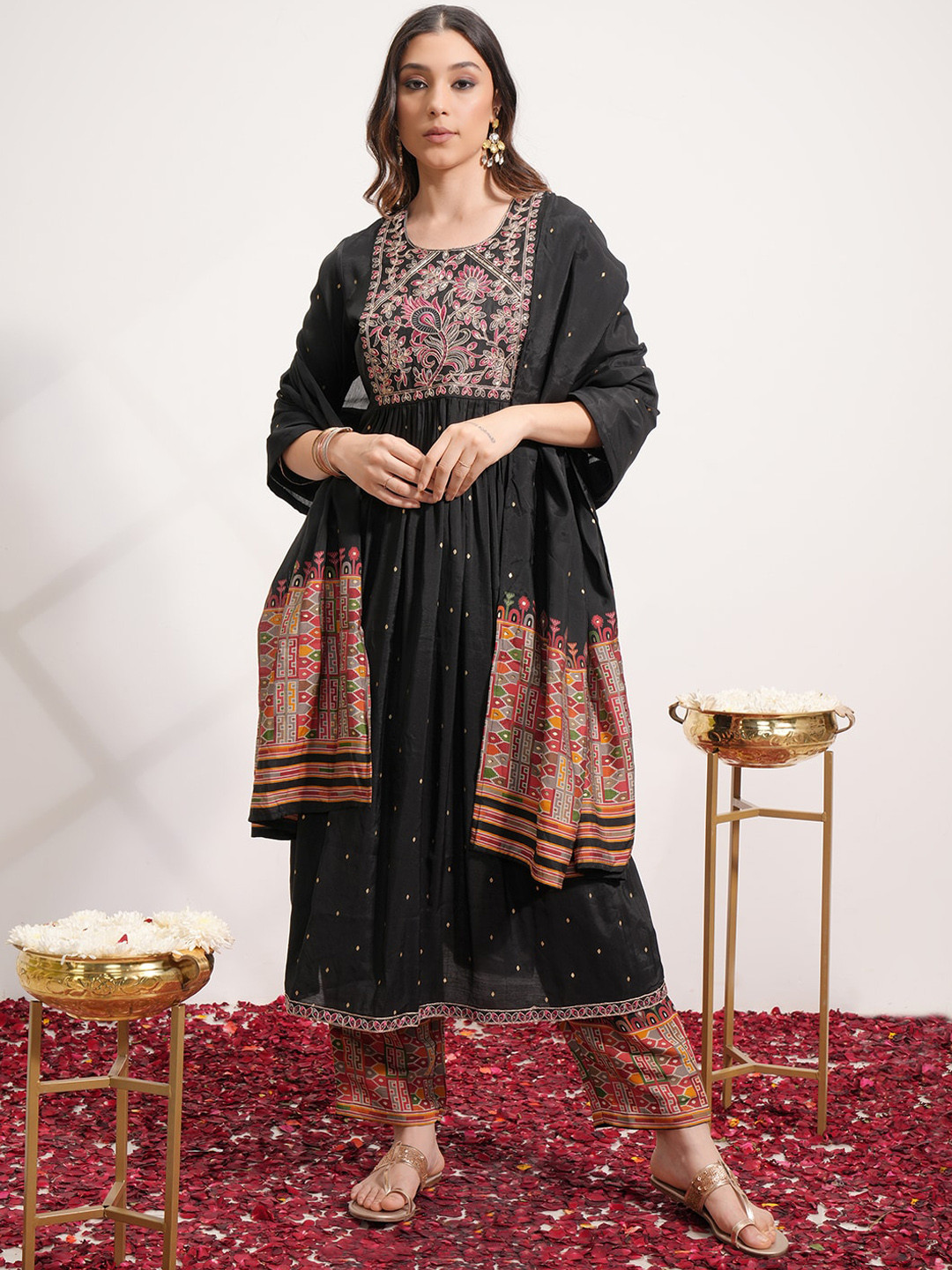 

Vishudh Floral Embroidered Regular Thread Work Kurta with Trousers & With Dupatta, Black