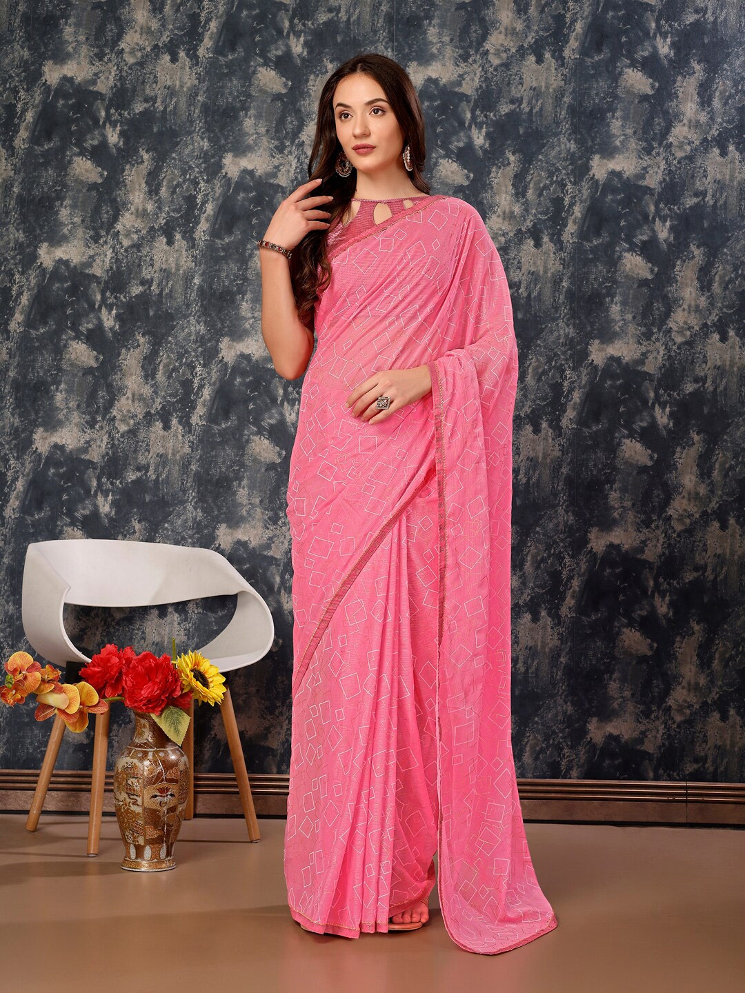 

Indian Women Pure Chiffon Saree, Pink