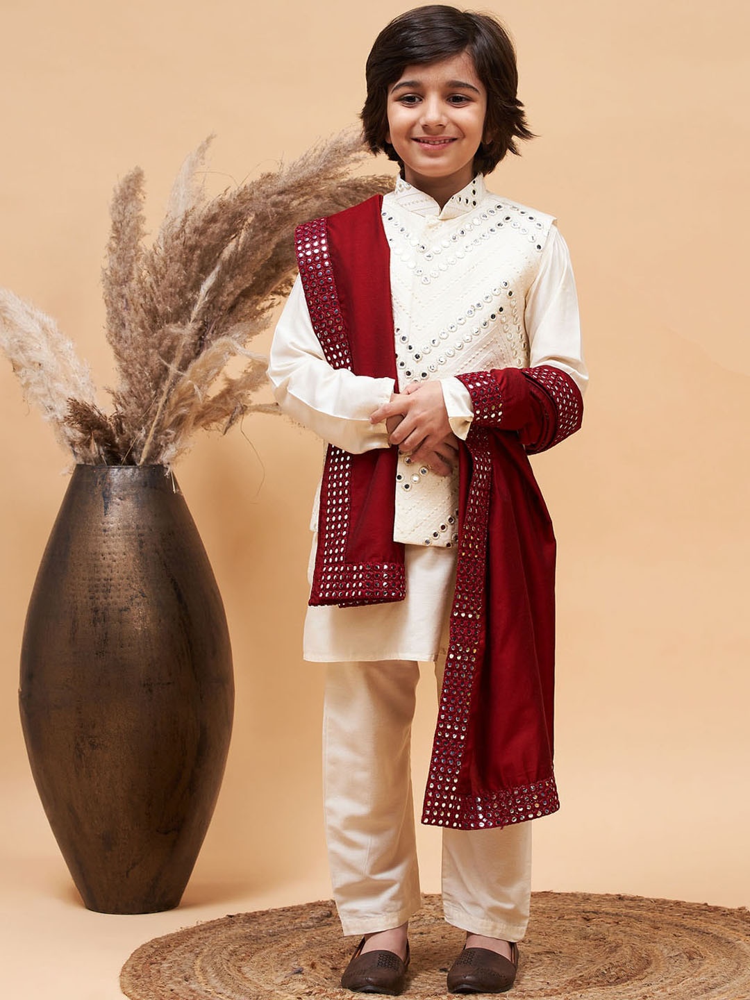

VASTRAMAY Boys Mandarin Collar Mirror Work Kurta Pyjamas Dupatta & Jacket, Cream