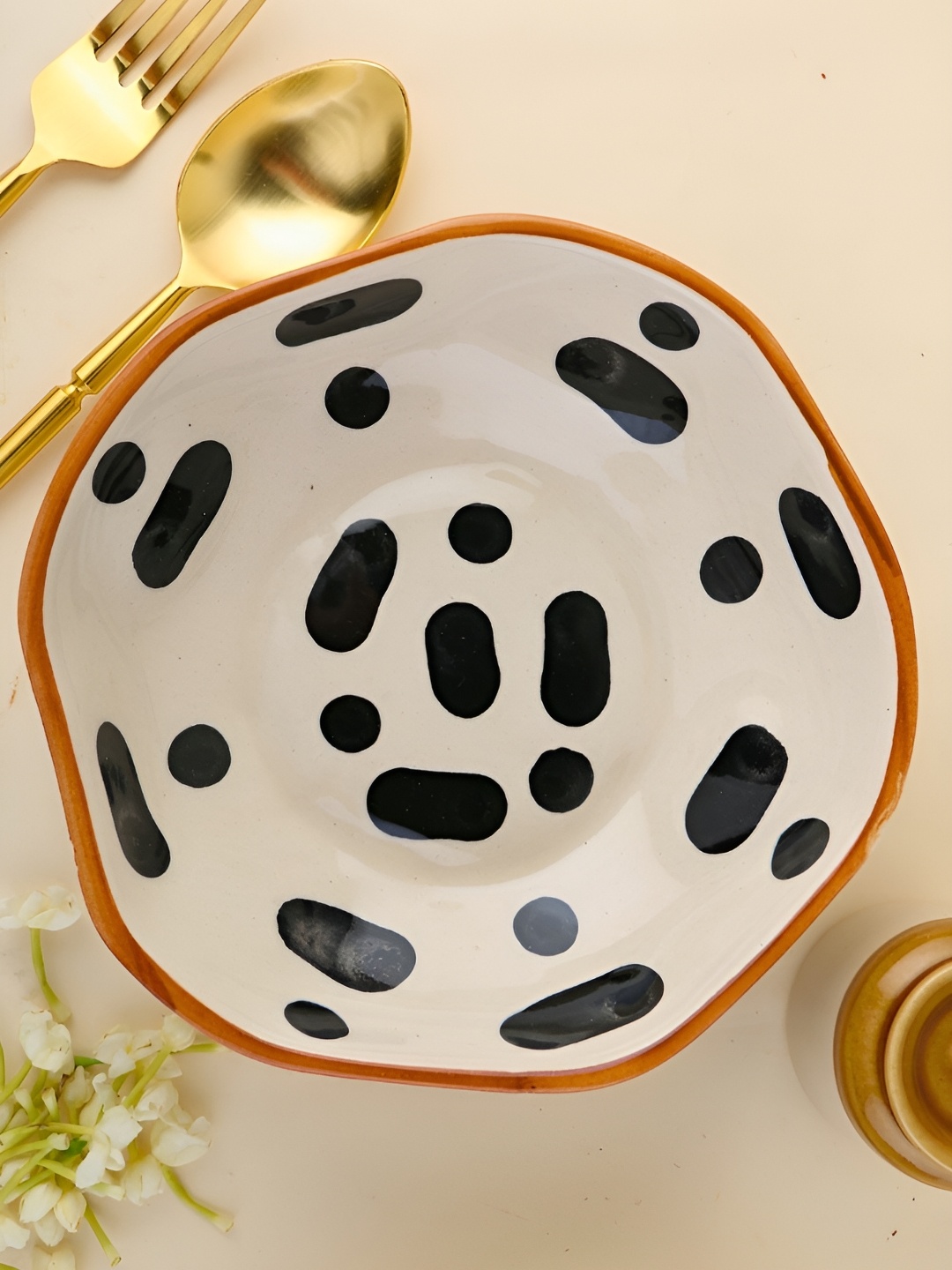 

WEAVING HOMES White & Black Printed Ceramic Glossy Bowl