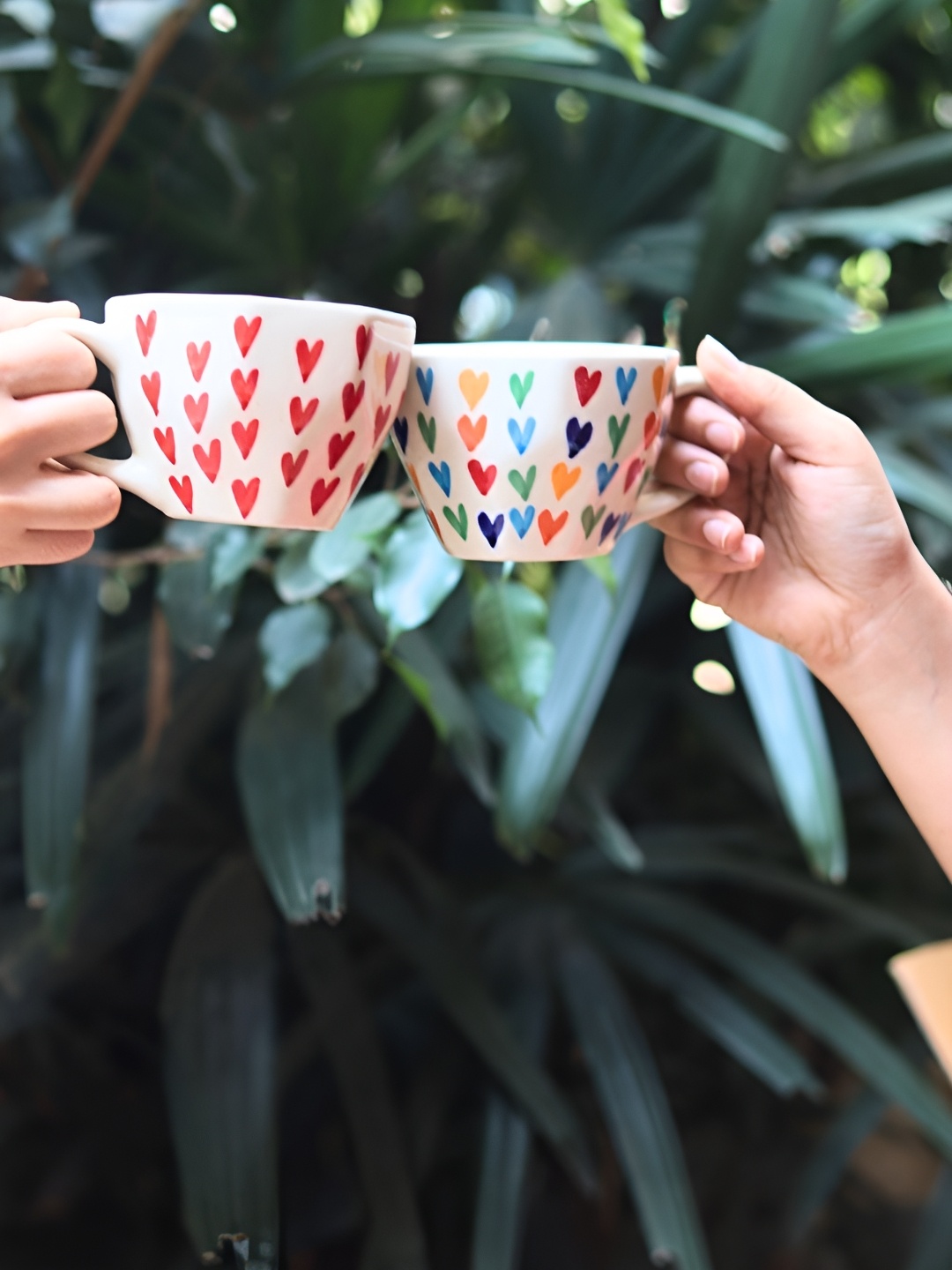 

WEAVING HOMES White & Red 2 Pieces Printed Ceramic Glossy Cups 200 ml Each