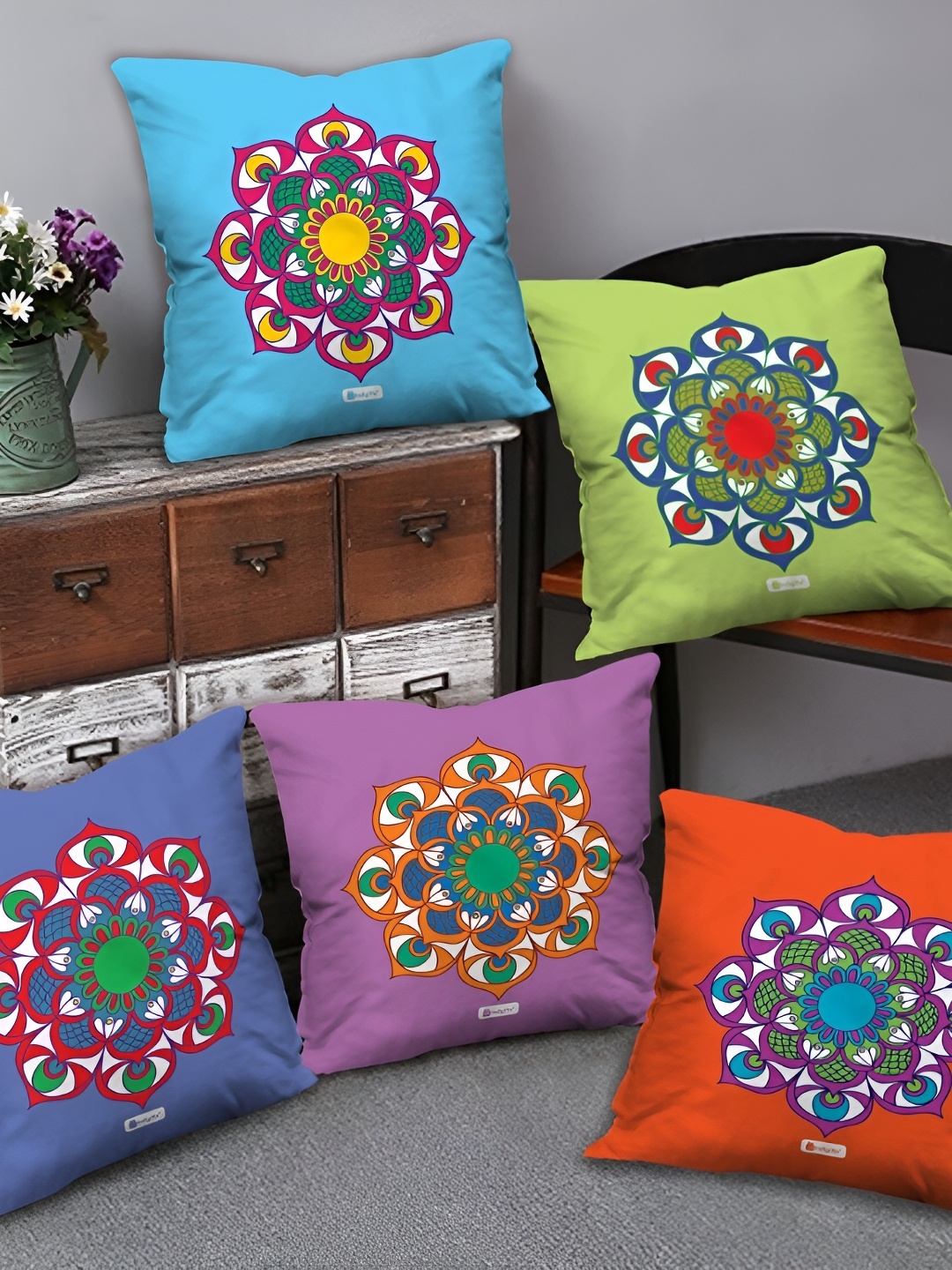 

Indigifts Blue & Green 5 Pieces Ethnic Motifs Square Cushion Covers