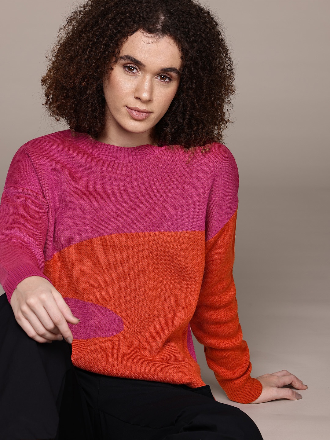 

The Roadster Lifestyle Co. Colourblocked Round Neck Sweater, Pink