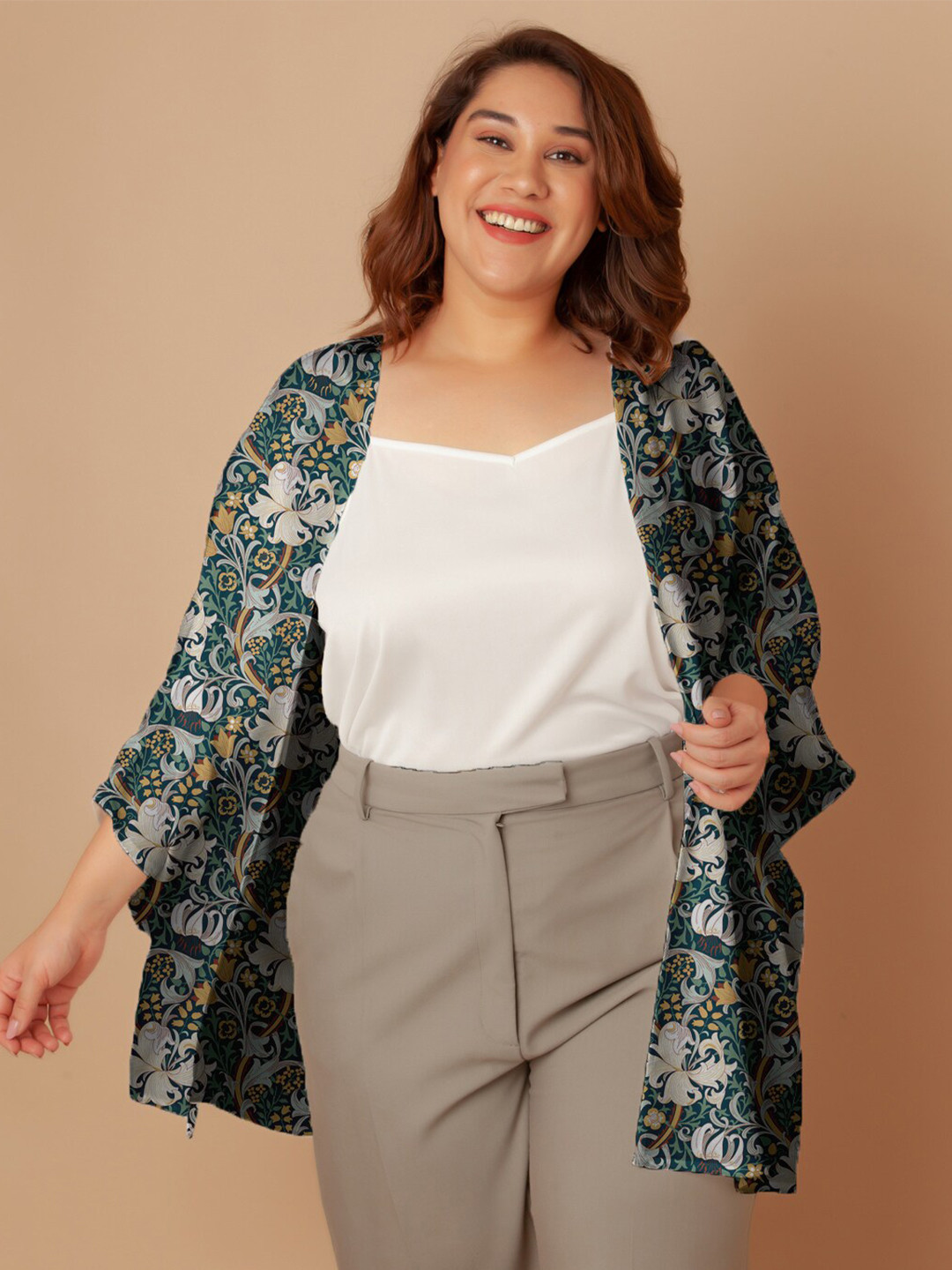 

Zink Curve Plus Size Floral Printed Peplum Shrug, Green