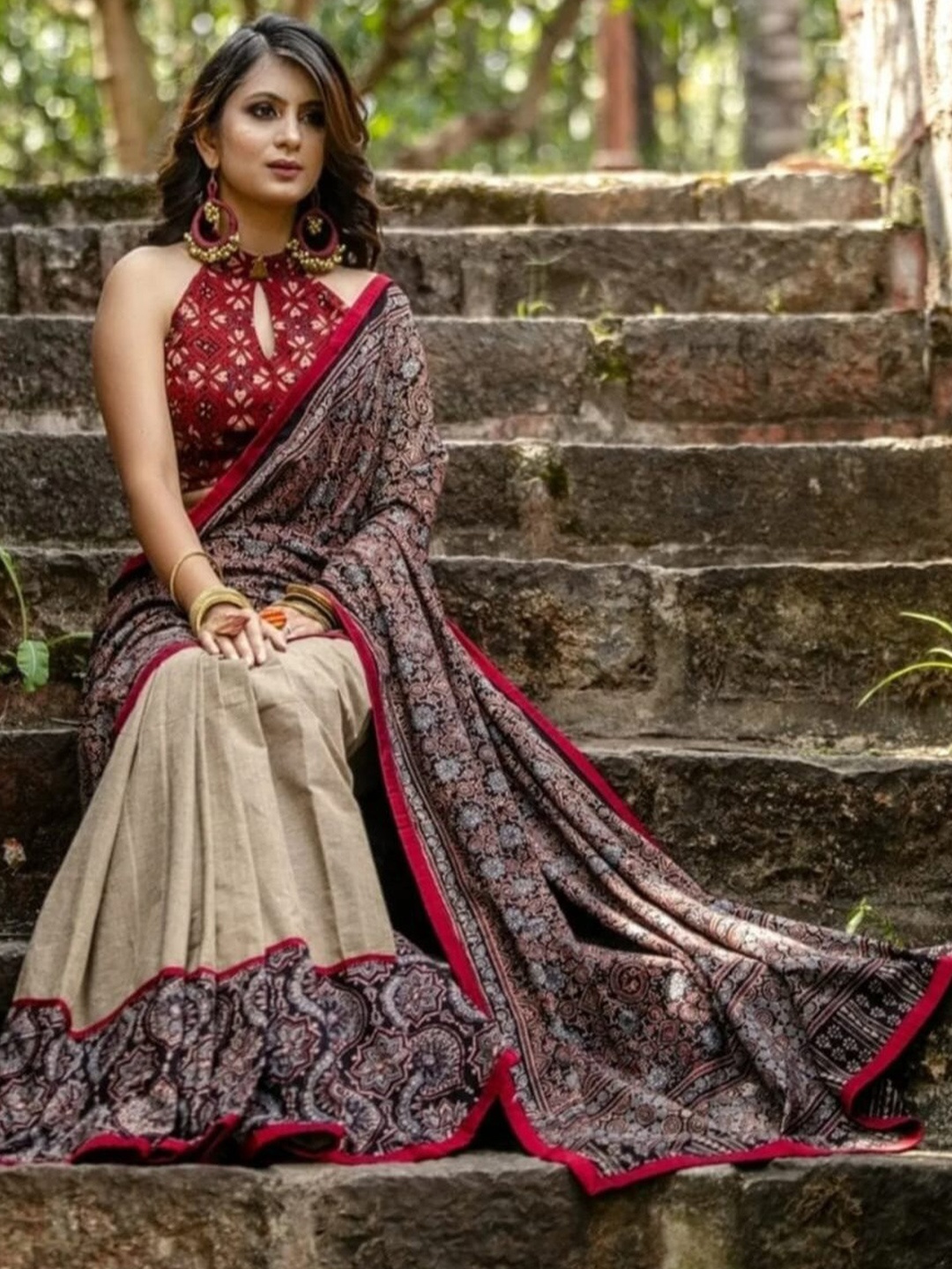 

ARPITA FASHION Ethnic Motifs Printed Pure Cotton Saree, Maroon