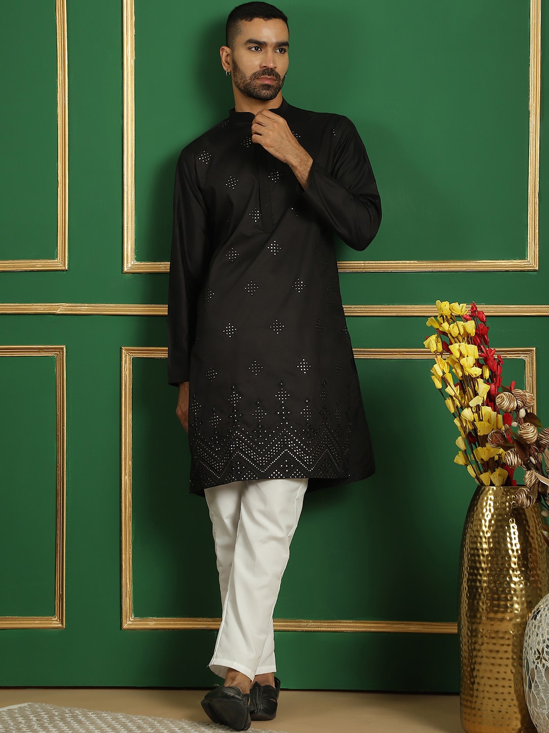 

Jompers Ethnic Embroidered Mandarin Collar Sequinned Silk & Cotton Kurta with Pyjamas, Black