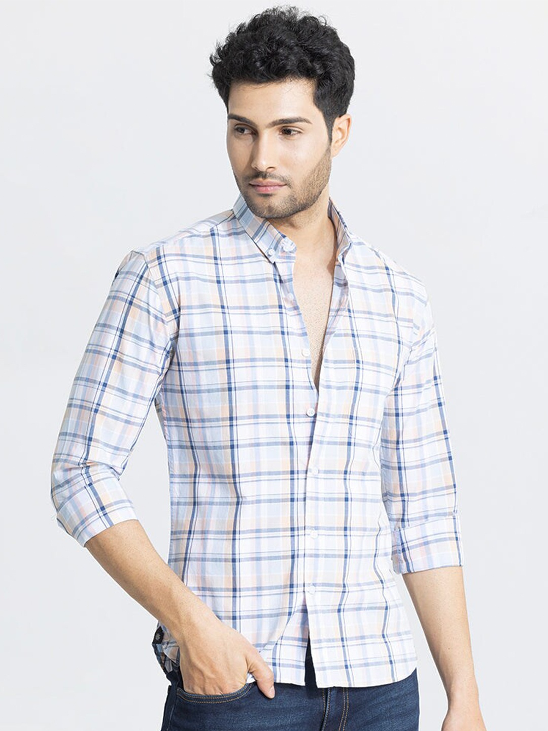 

Snitch Blue Classic Slim Fit Checked Button-Down Collar Casual Shirt