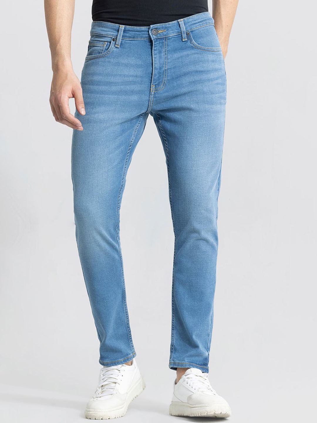 

Snitch Men Clean Look Skinny Fit Light Fade Stretchable Jeans, Blue