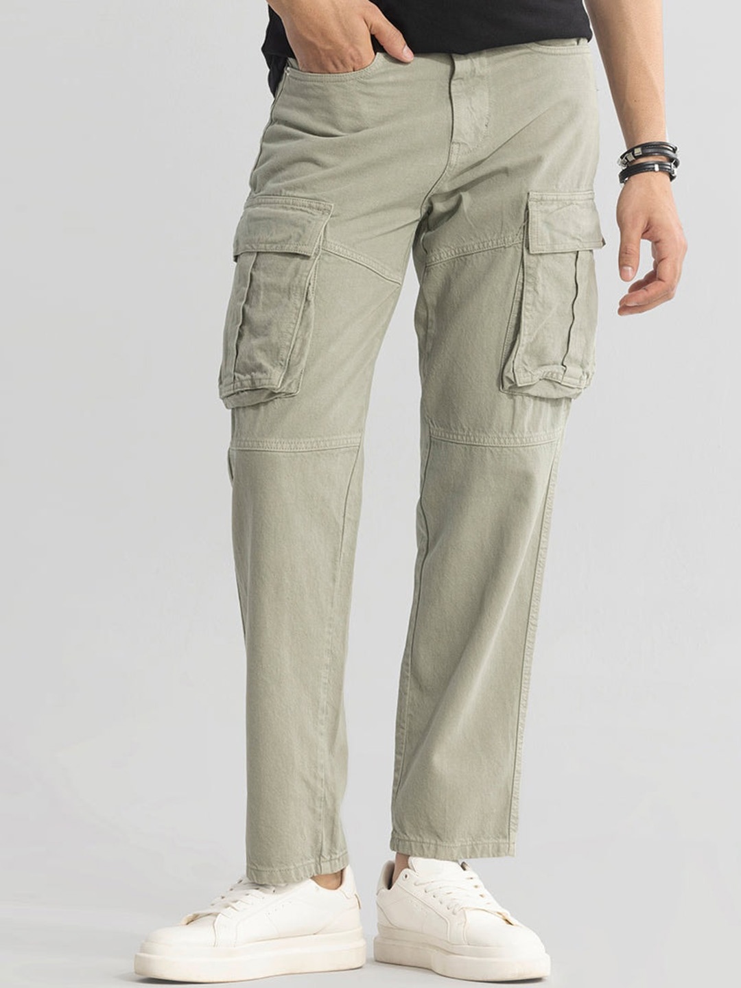 

Snitch Men Green Boyfriend Fit Low Distress Cotton Stretchable Jeans
