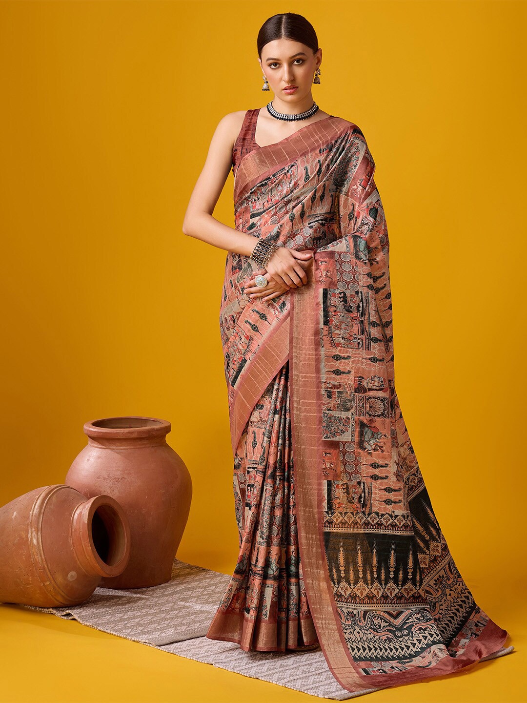 

Ishin Ethnic Motifs Printed Zari Saree, Peach