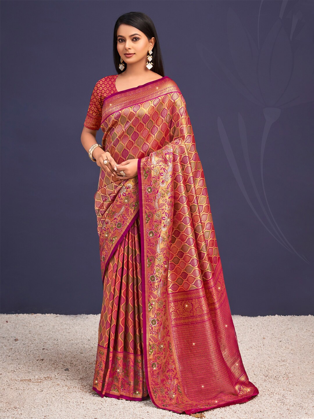 

Ishin Ethnic Motifs Woven Design Zari Silk Blend Banarasi Saree, Burgundy