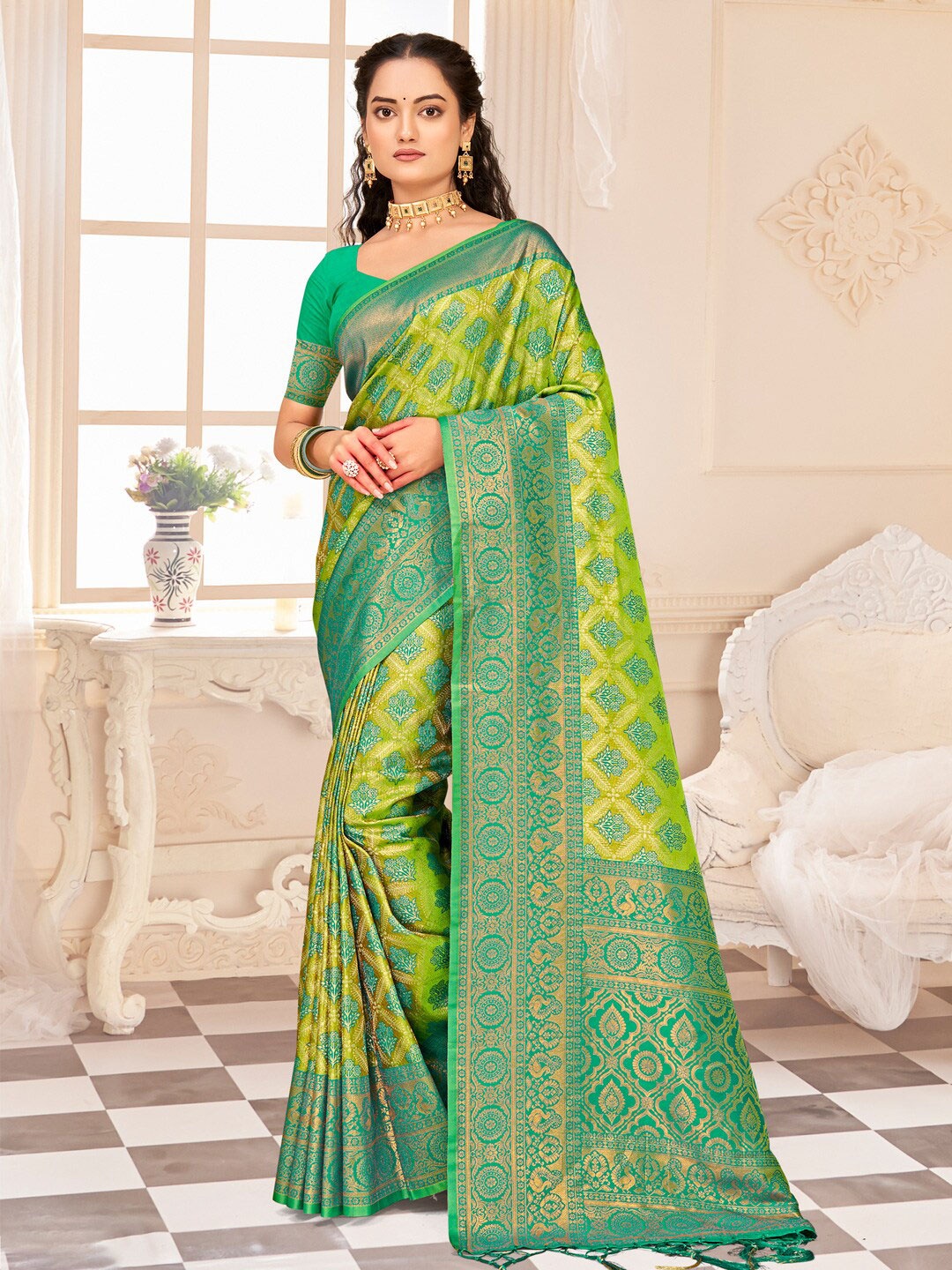 

Ishin Ethnic Woven Design Zari Kanjeevaram Saree, Green