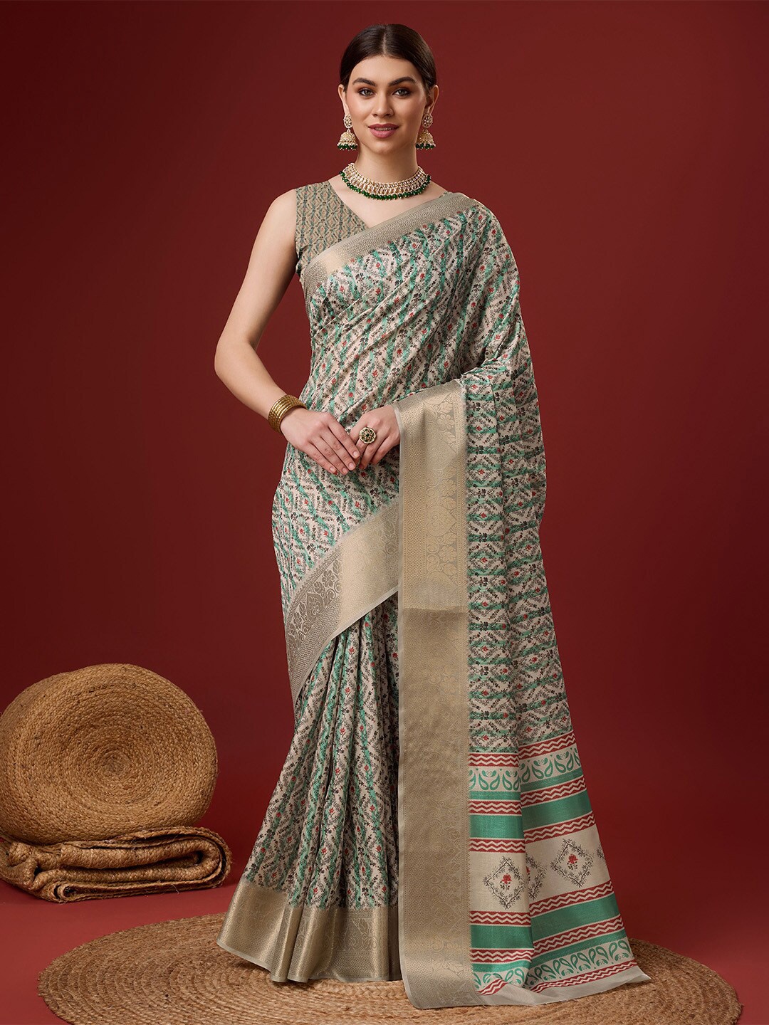 

Ishin Floral Printed Zari Saree, White