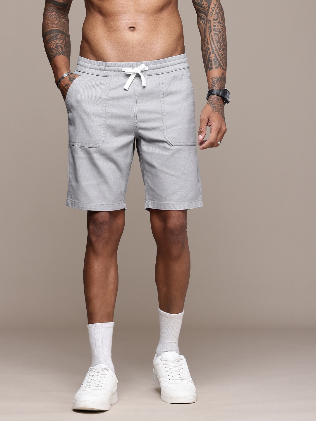 

The Roadster Life Co. Men Pure Cotton Relaxed Fit Shorts, Grey