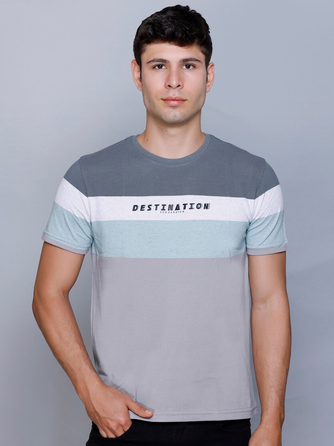 

Fort Collins Men Striped Raw Edge T-shirt, Grey