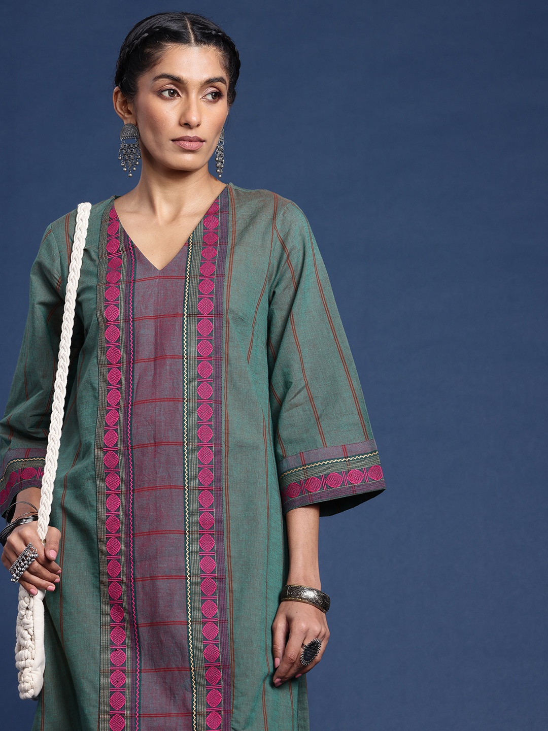 

Taavi Women Woven Festive Pure Cotton Kurta With Trousers, Green