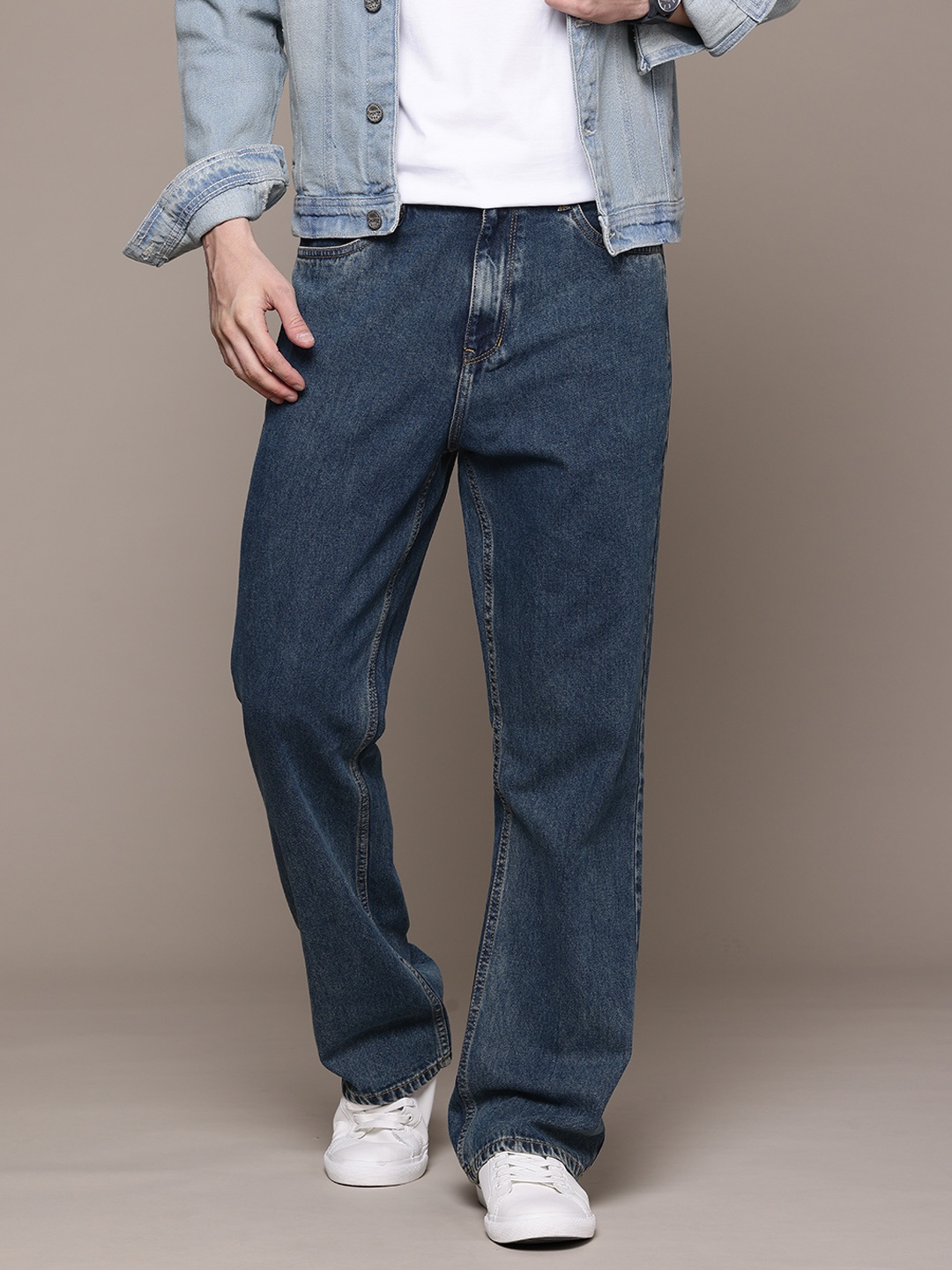 

The Roadster Lifestyle Co. Men Pure Cotton Flared Jeans, Blue