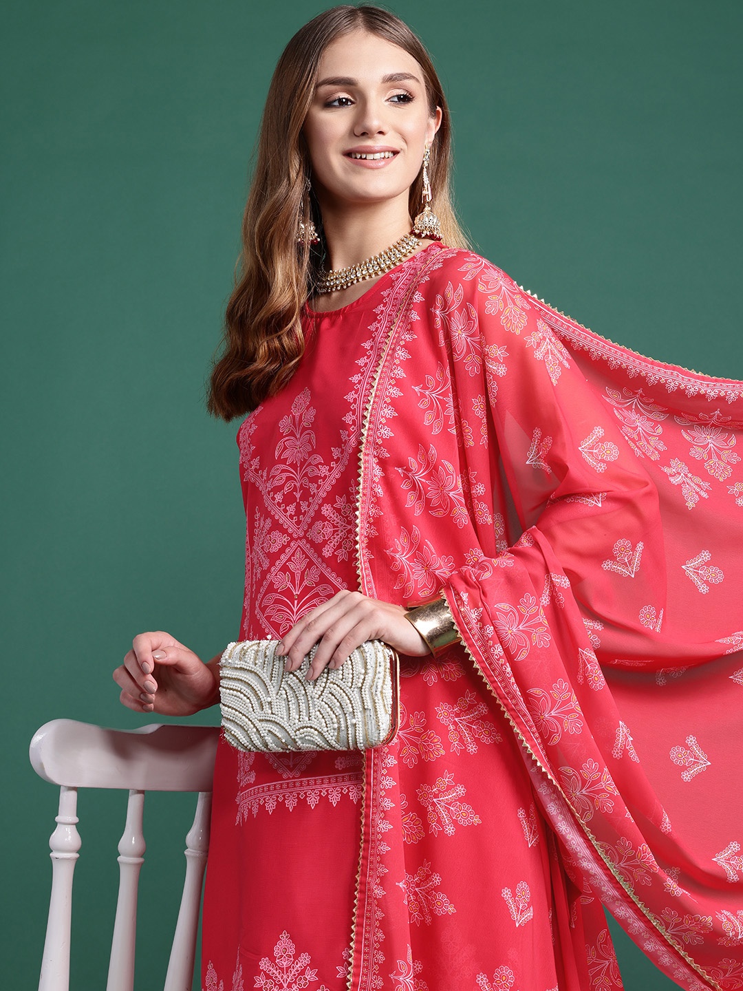 

Sangria Ethnic Motifs Printed Kurta Set, Pink