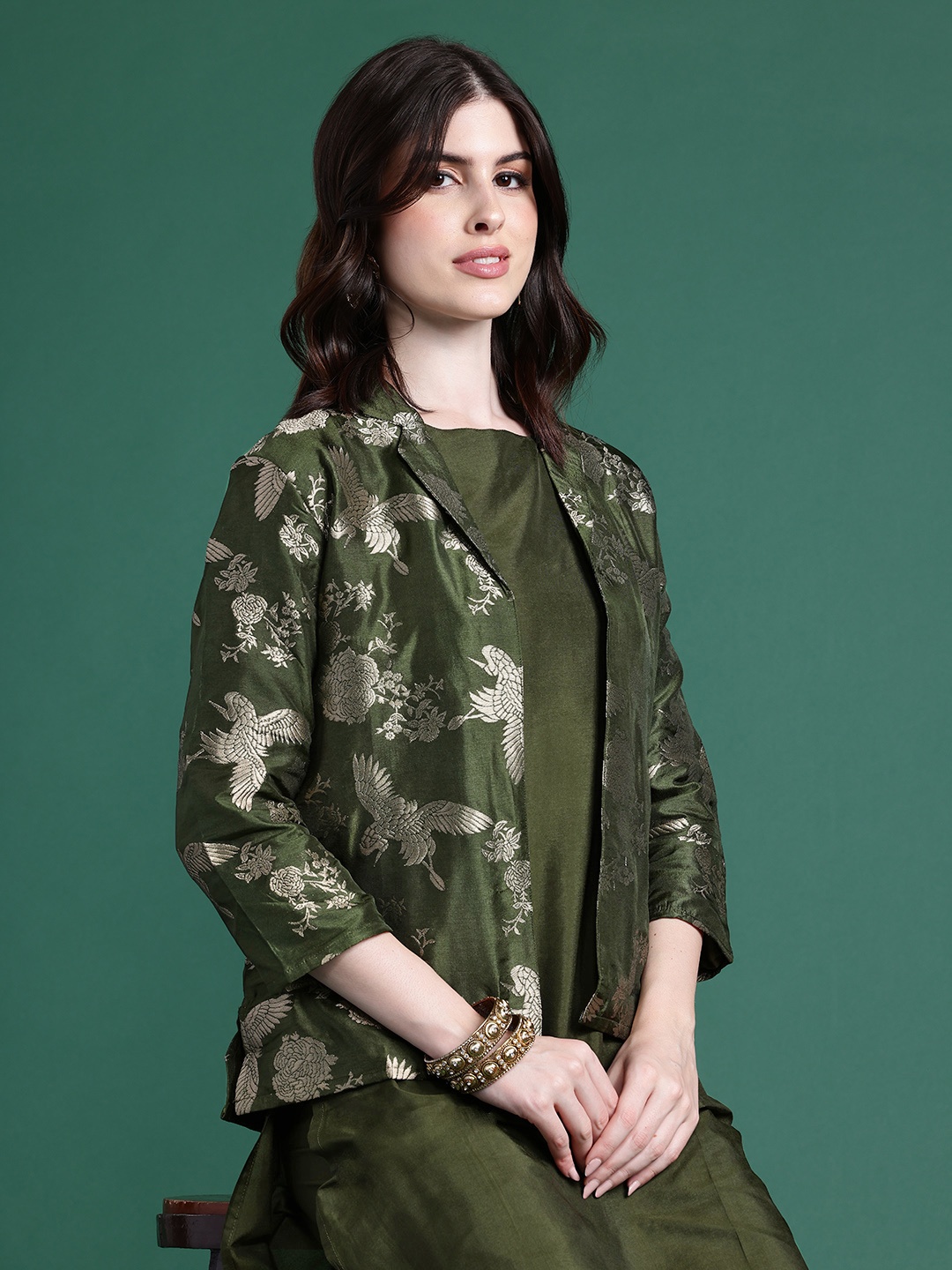 

Sangria Ethnic Motifs Printed Layered Kurta with Trousers, Green