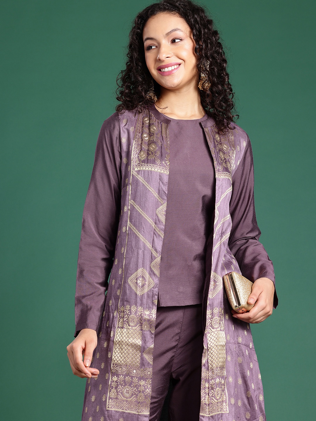 

Sangria Regular Top with Trousers & Brocade Woven Jacket, Purple