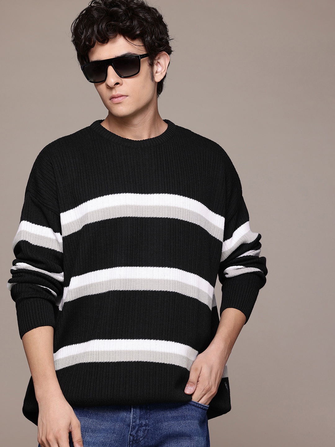 

The Roadster Lifestyle Co. Striped Pullover, Black