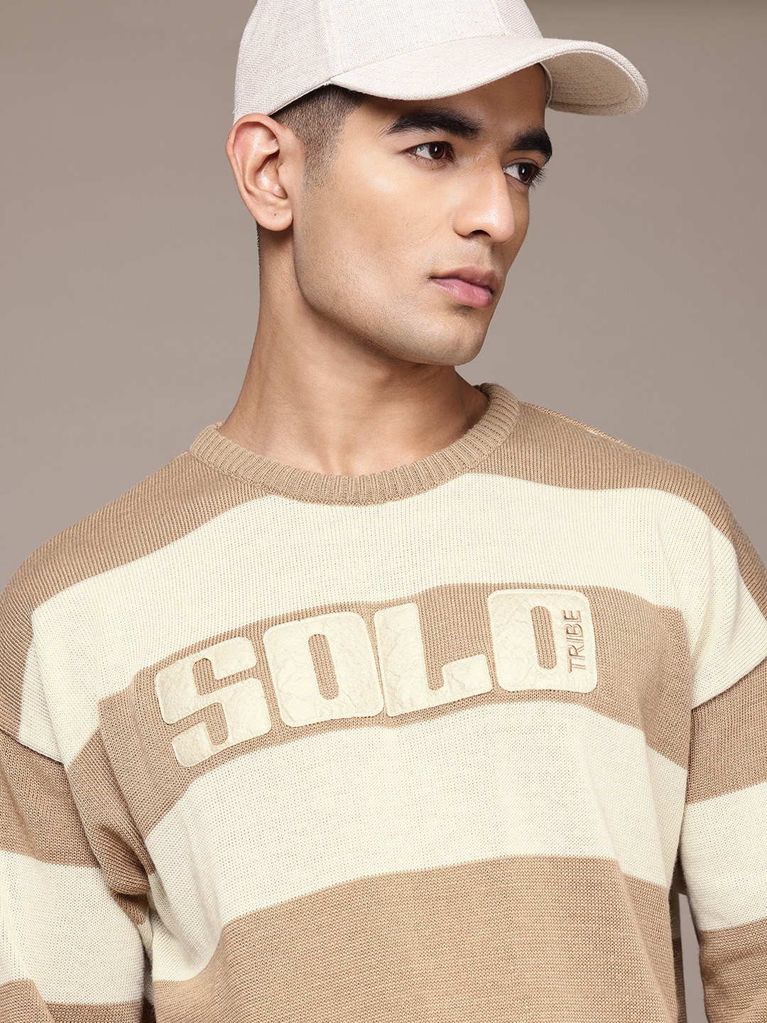 

The Roadster Lifestyle Co. Men Striped Pullover, Beige